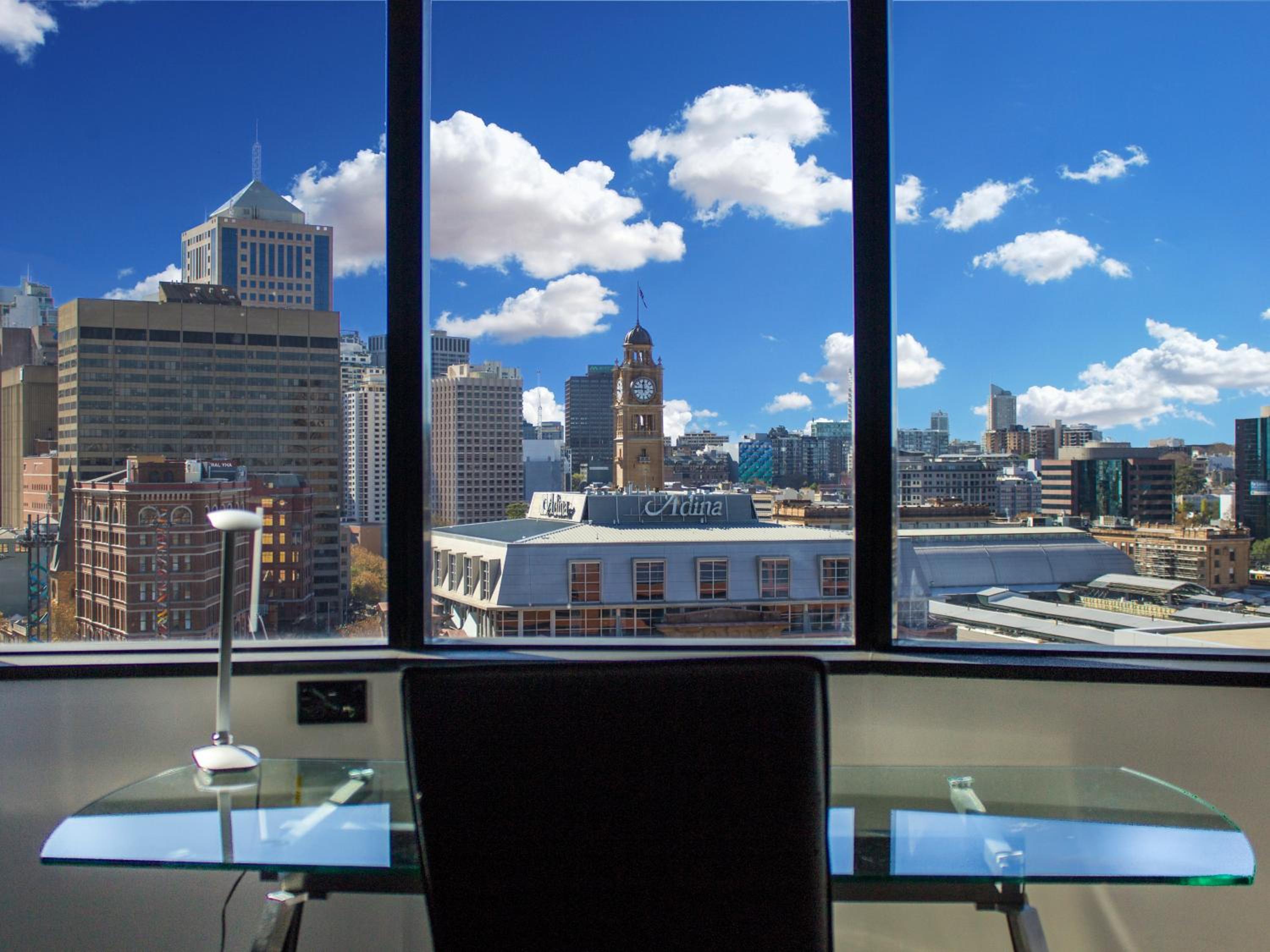Superior Queen Room with City View