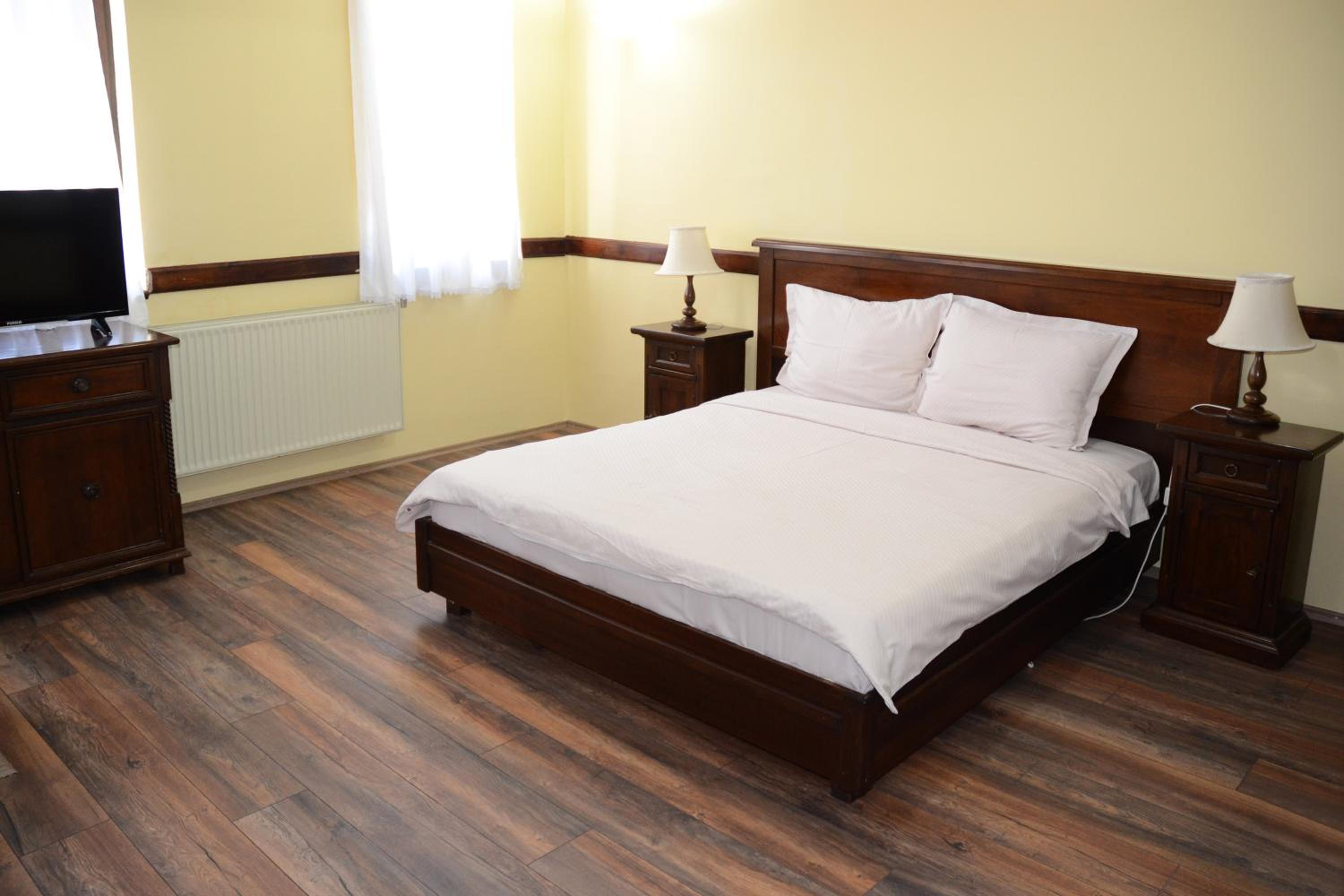 Junior Suite with Mountain View - Photo 6