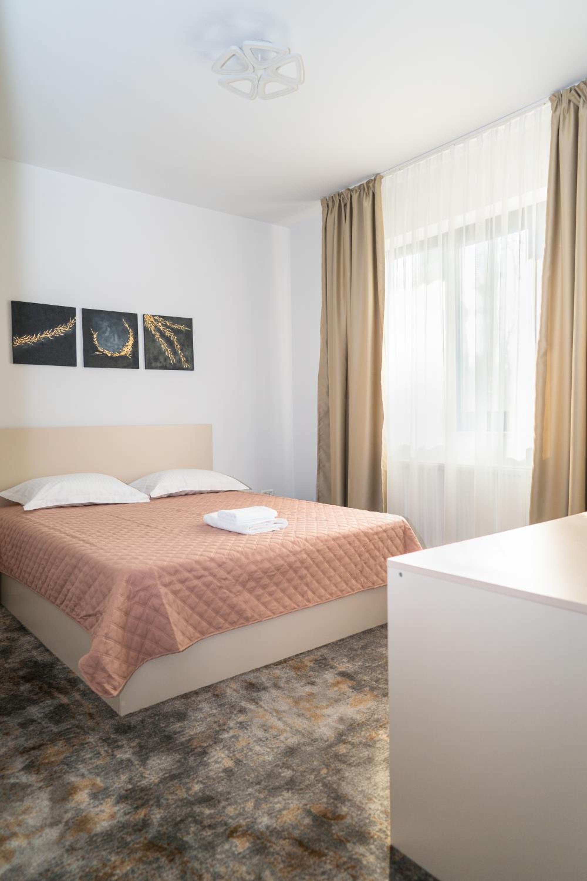 Deluxe Double Room - Photo 1