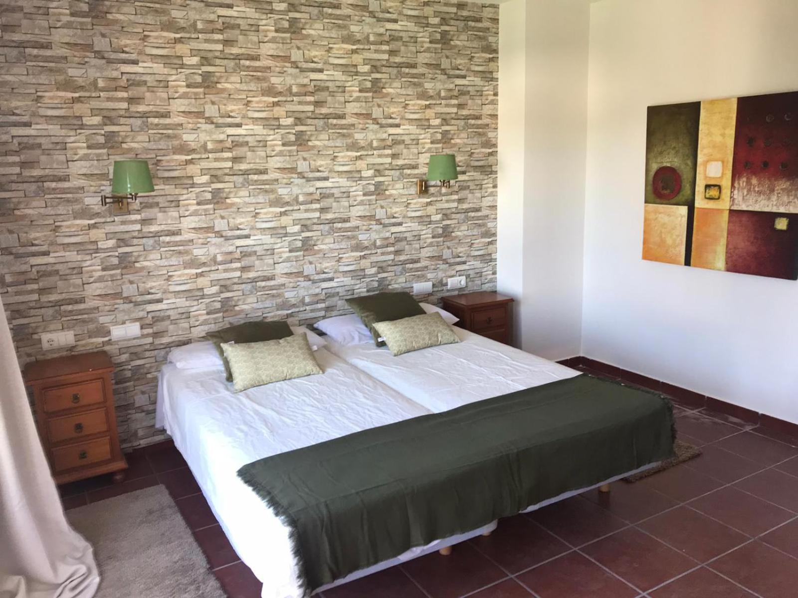 Deluxe Twin Room - Photo 1