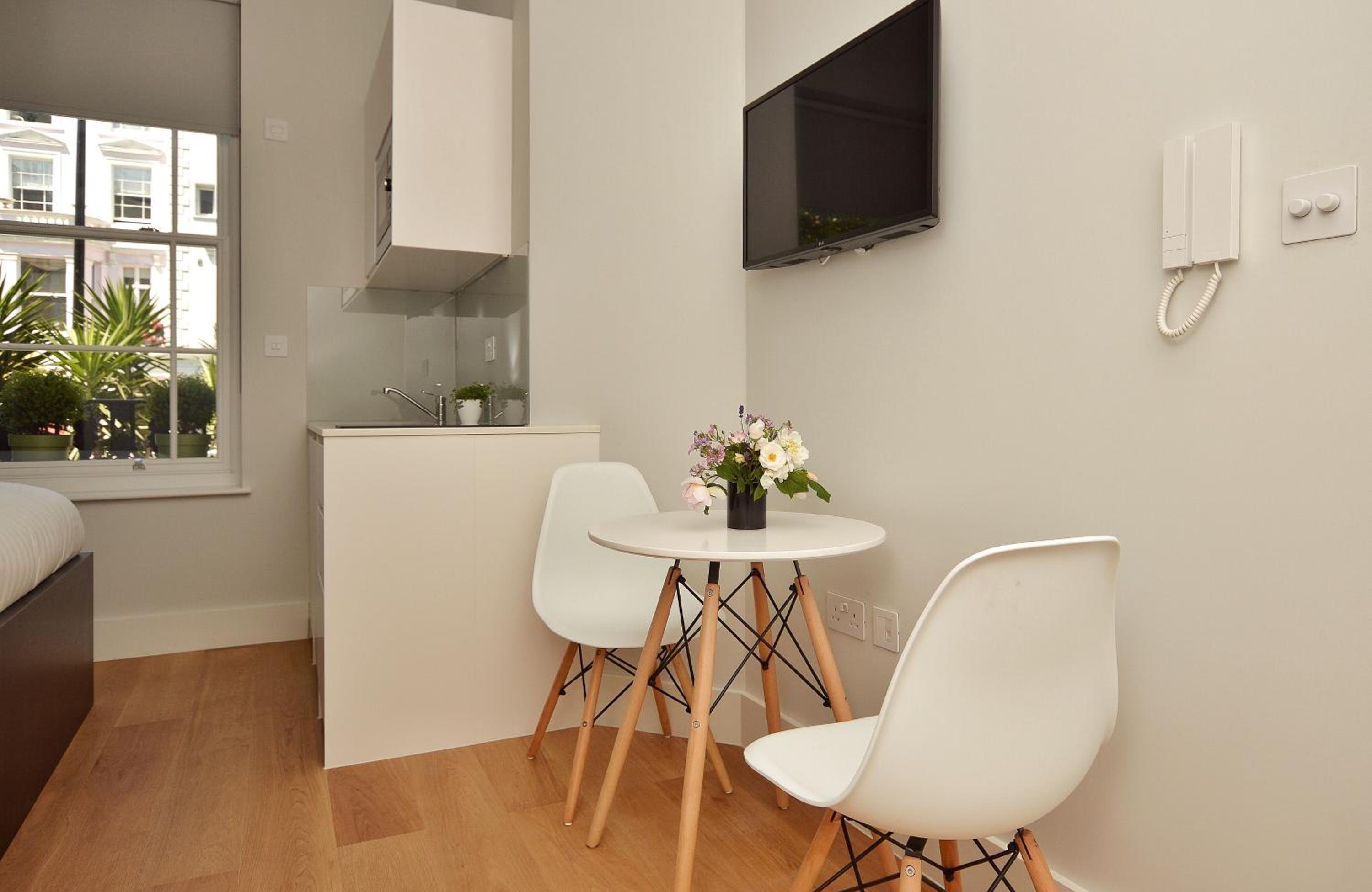 Raised ground floor Double Studio photo 2