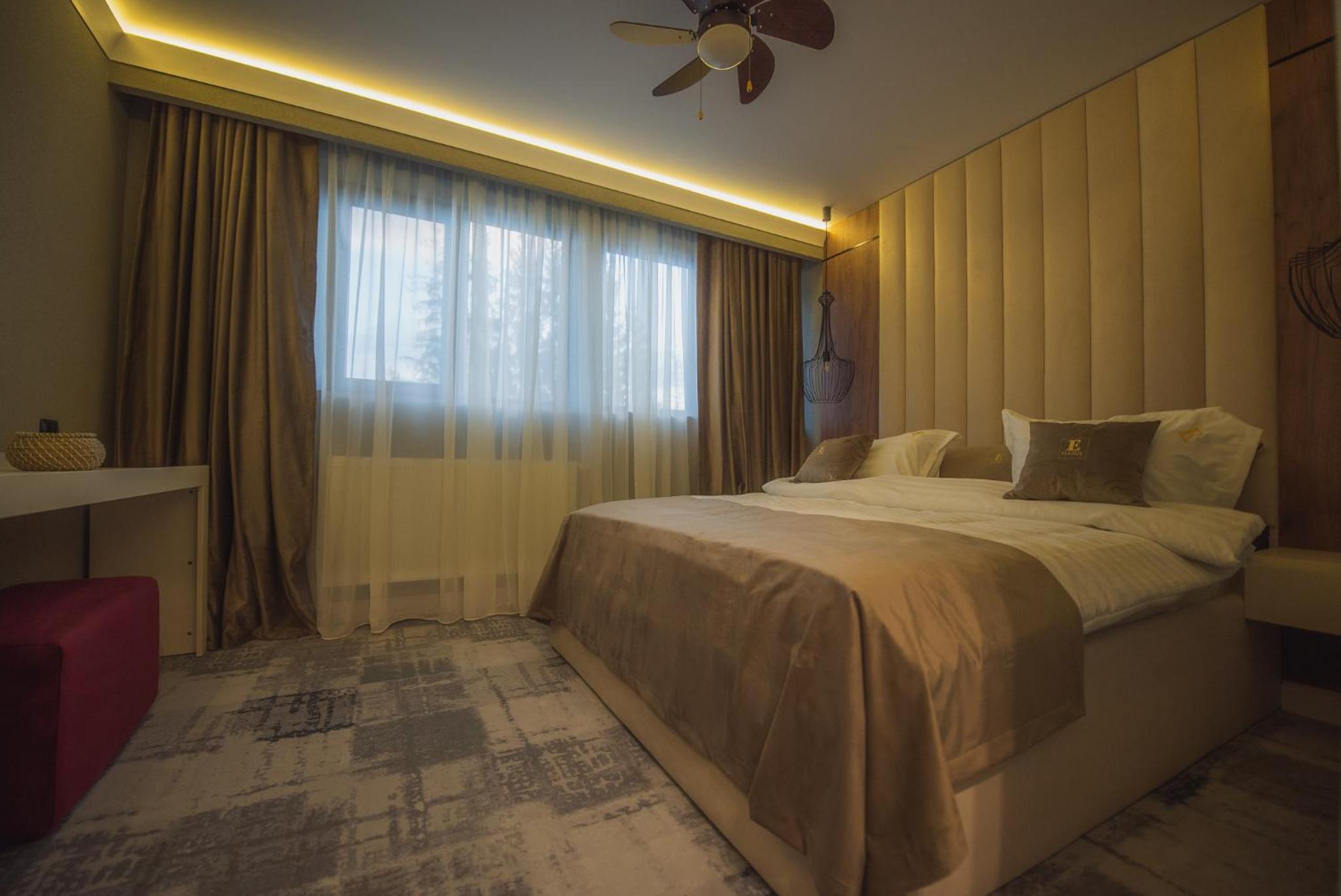 Standard Double Room - Photo 5