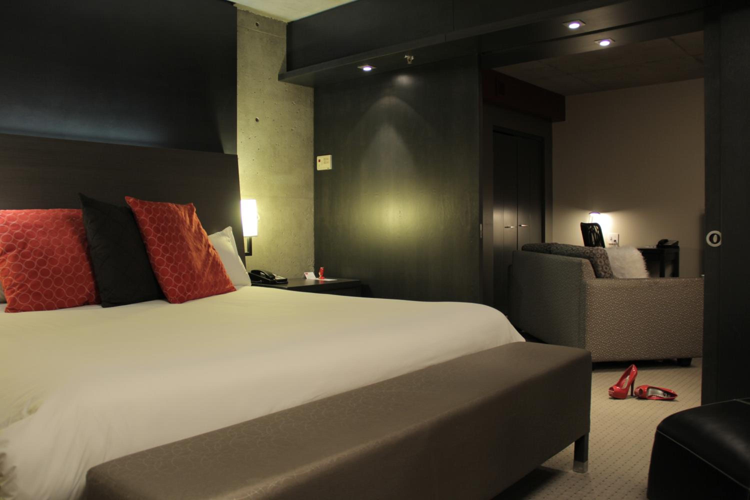 Prestige Suite - Photo 5