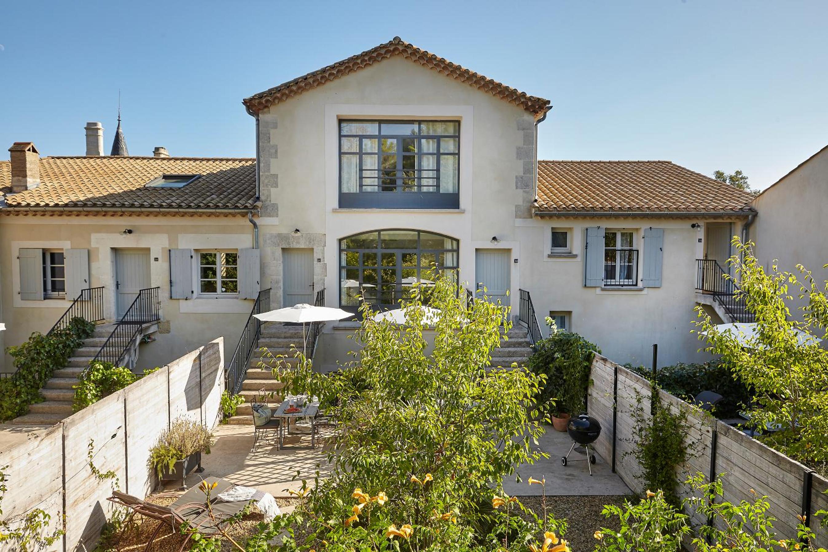 Two-Bedroom House with Terrace or Garden - Vendangeurs  - Photo 2