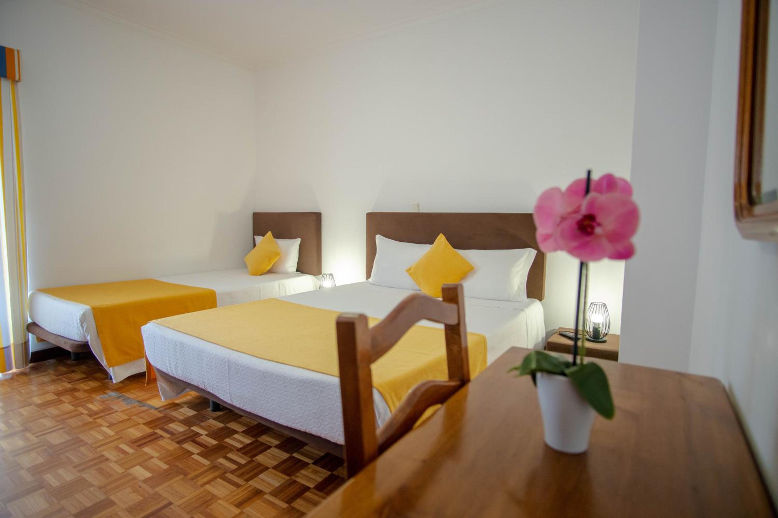 Triple Room with Terrace - Photo 2
