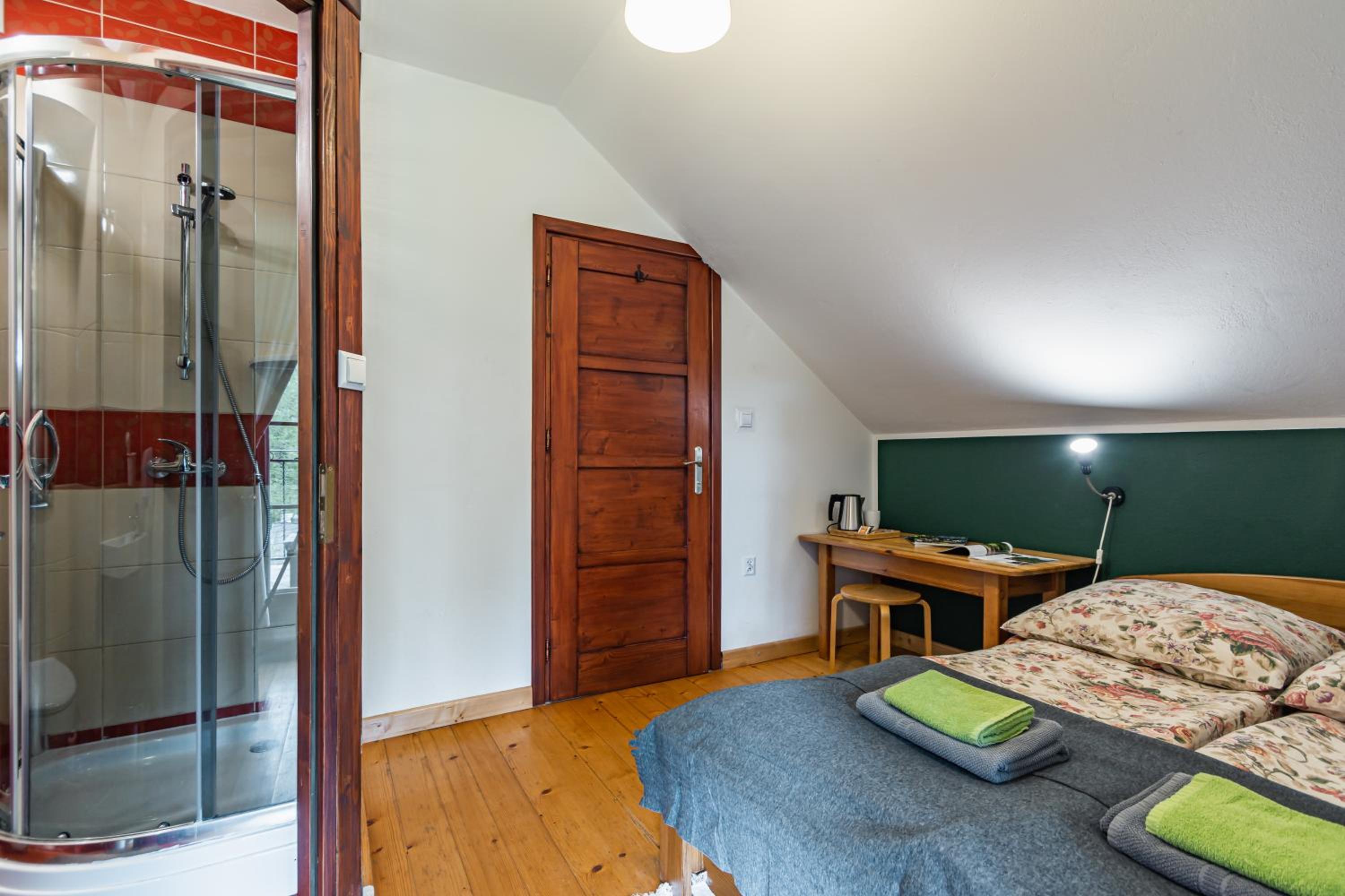 Double Room with Private Bathroom photo 3