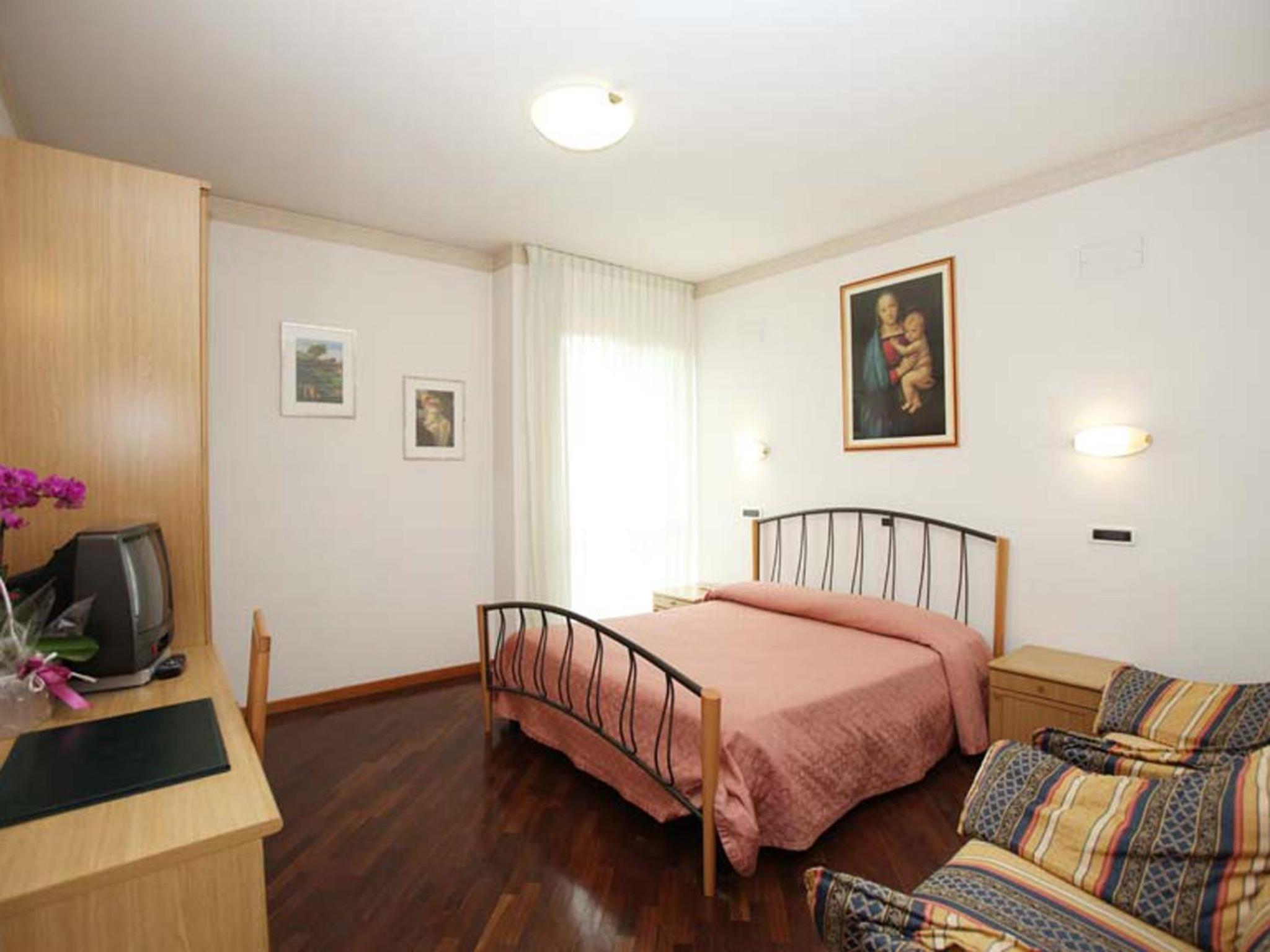 Double or Twin Room photo 1