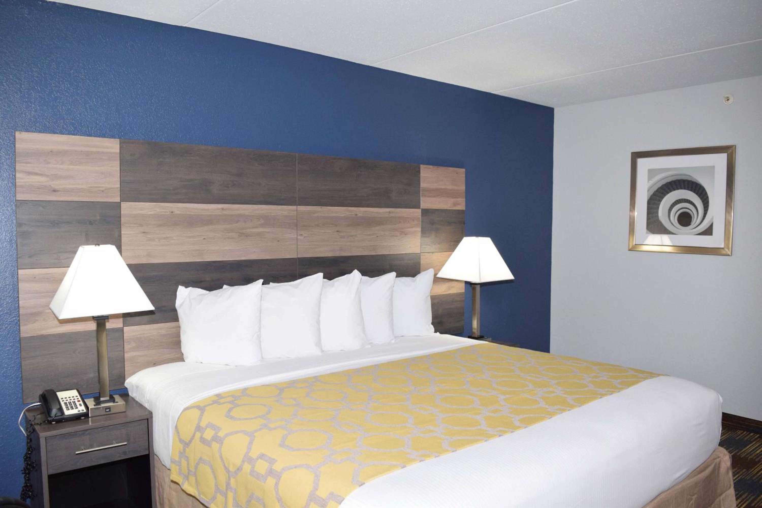 King Room - Disability Access/Non-Smoking - Photo 1