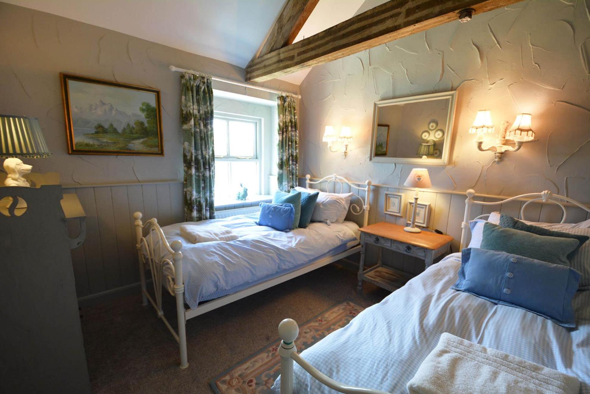 Haddon Grove Farmhouse photo 2