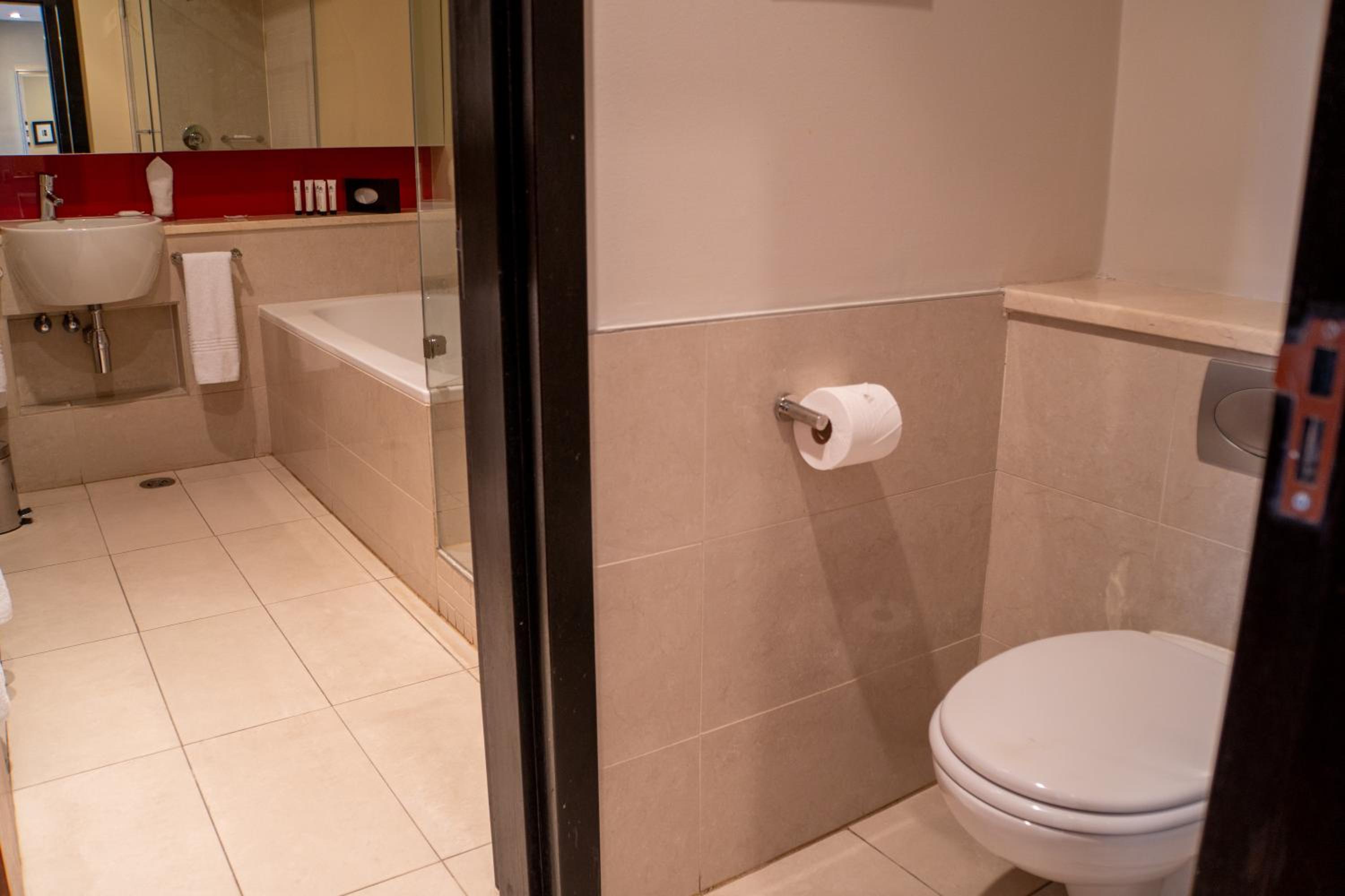 1 Bedroom Executive suite photo 2