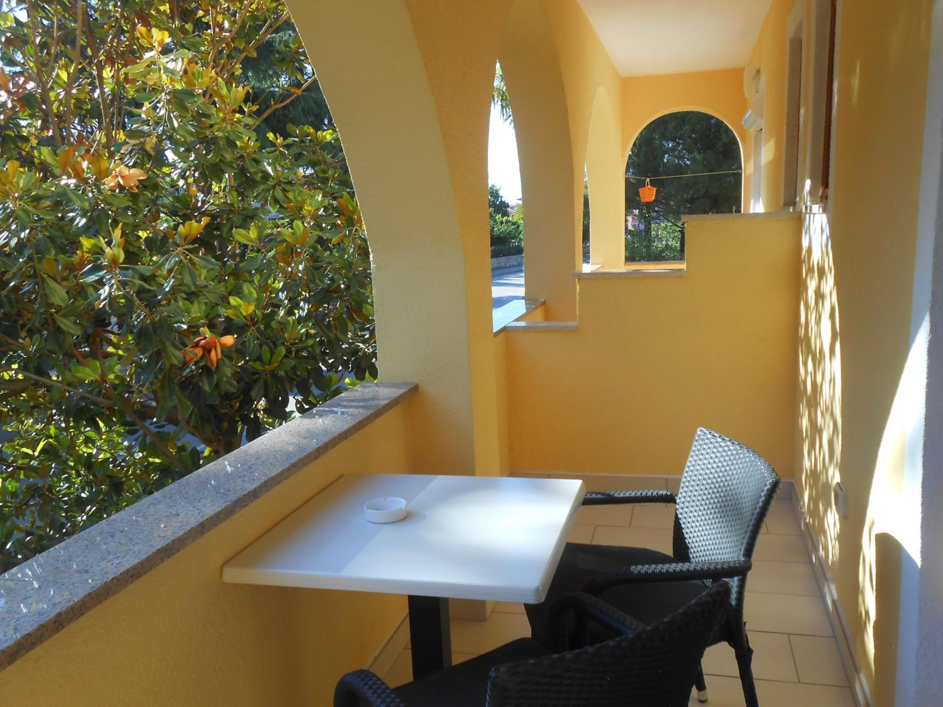 Double Room with Balcony photo 3