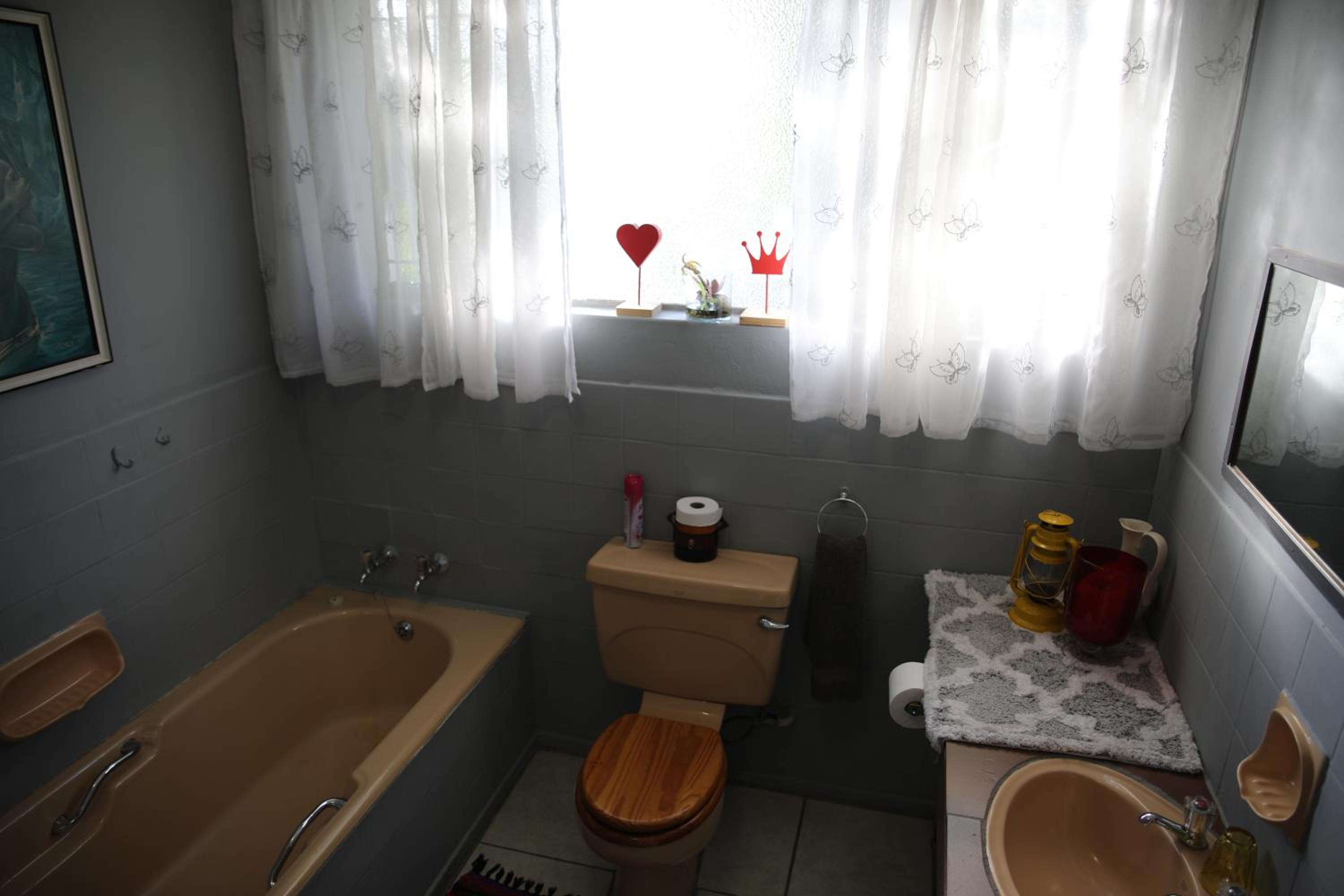 Triple Room with Bathroom - Photo 8