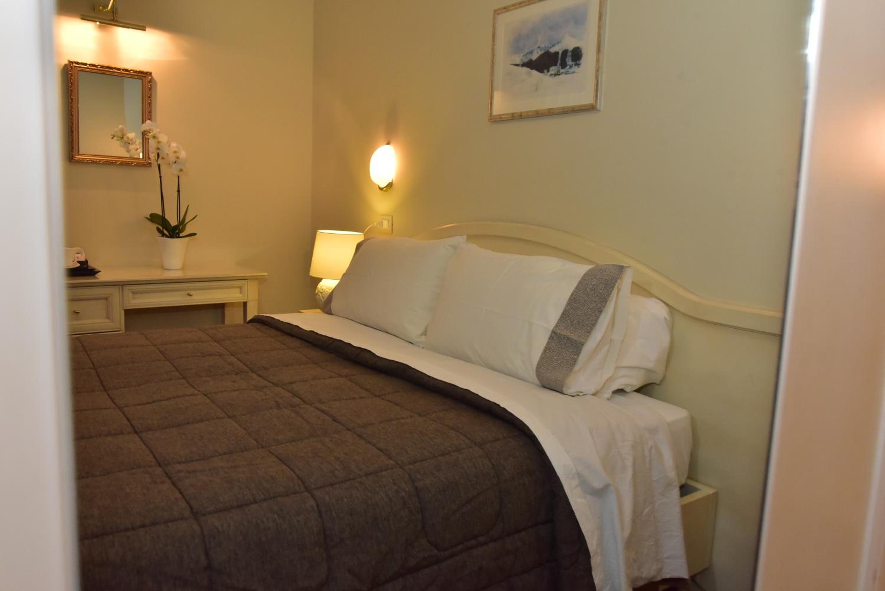 Superior Double Room photo 2