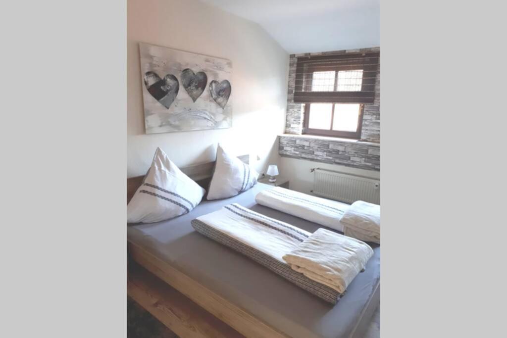 Three-Bedroom Apartment with Balcony photo 1