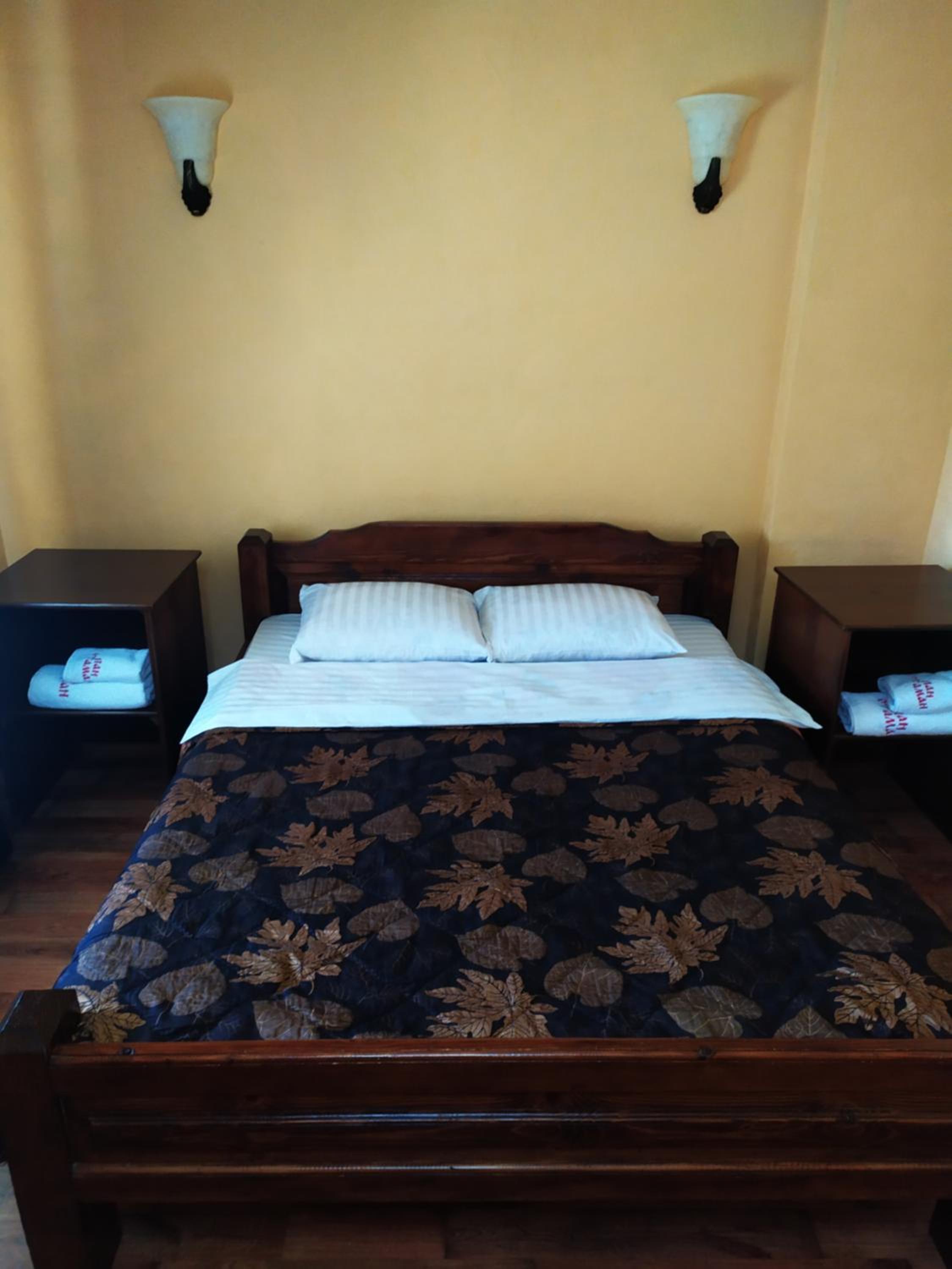 Large Double Room photo 1