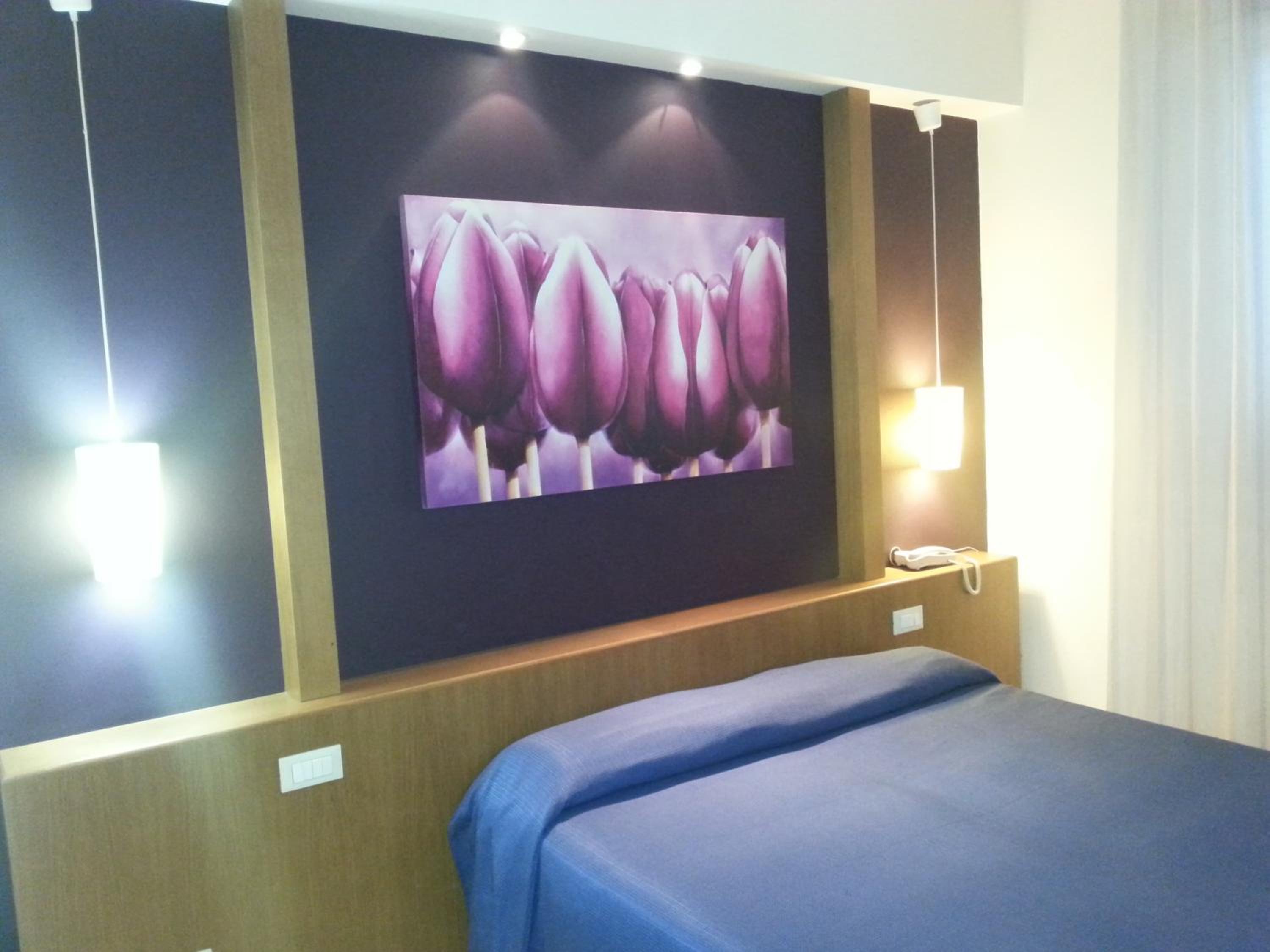 Double or Twin Room - Photo 17