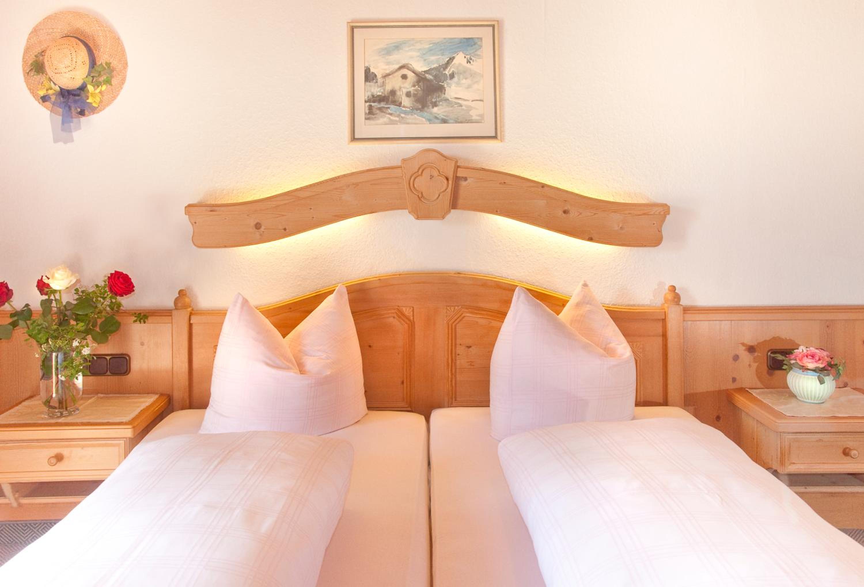 Budget Double Room photo 2