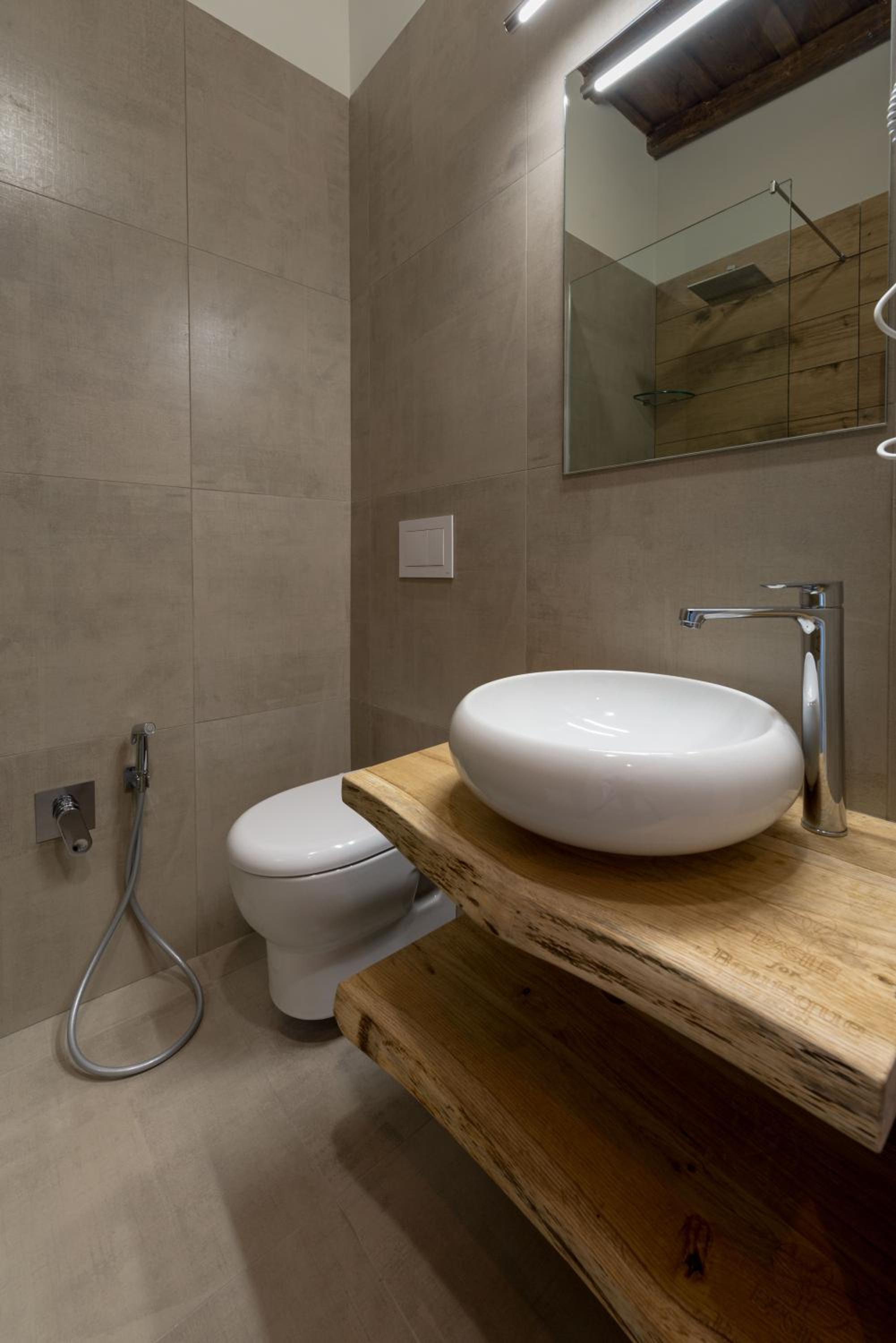 Double Room - Photo 3