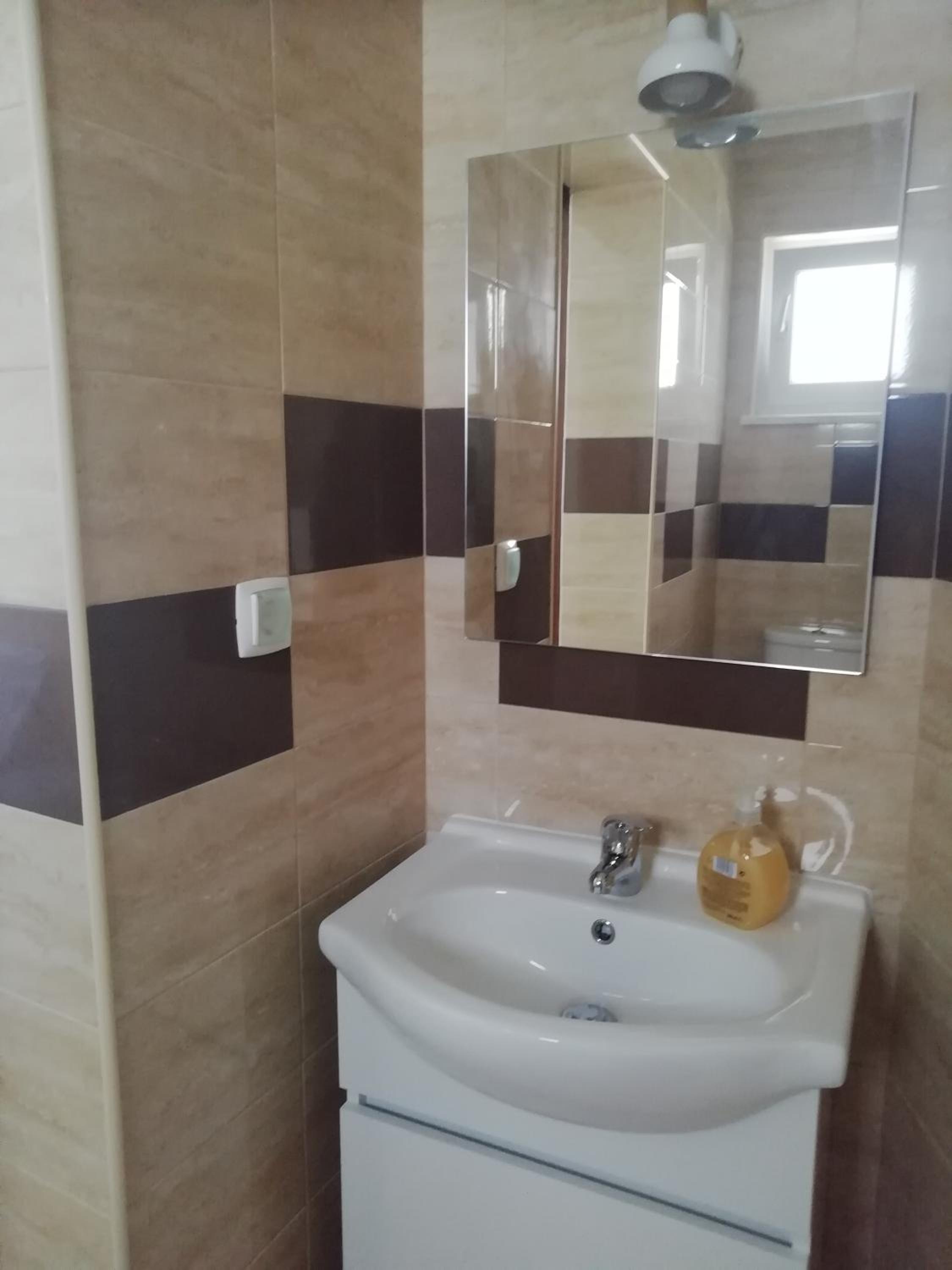 Double Room with Park View - Photo 4