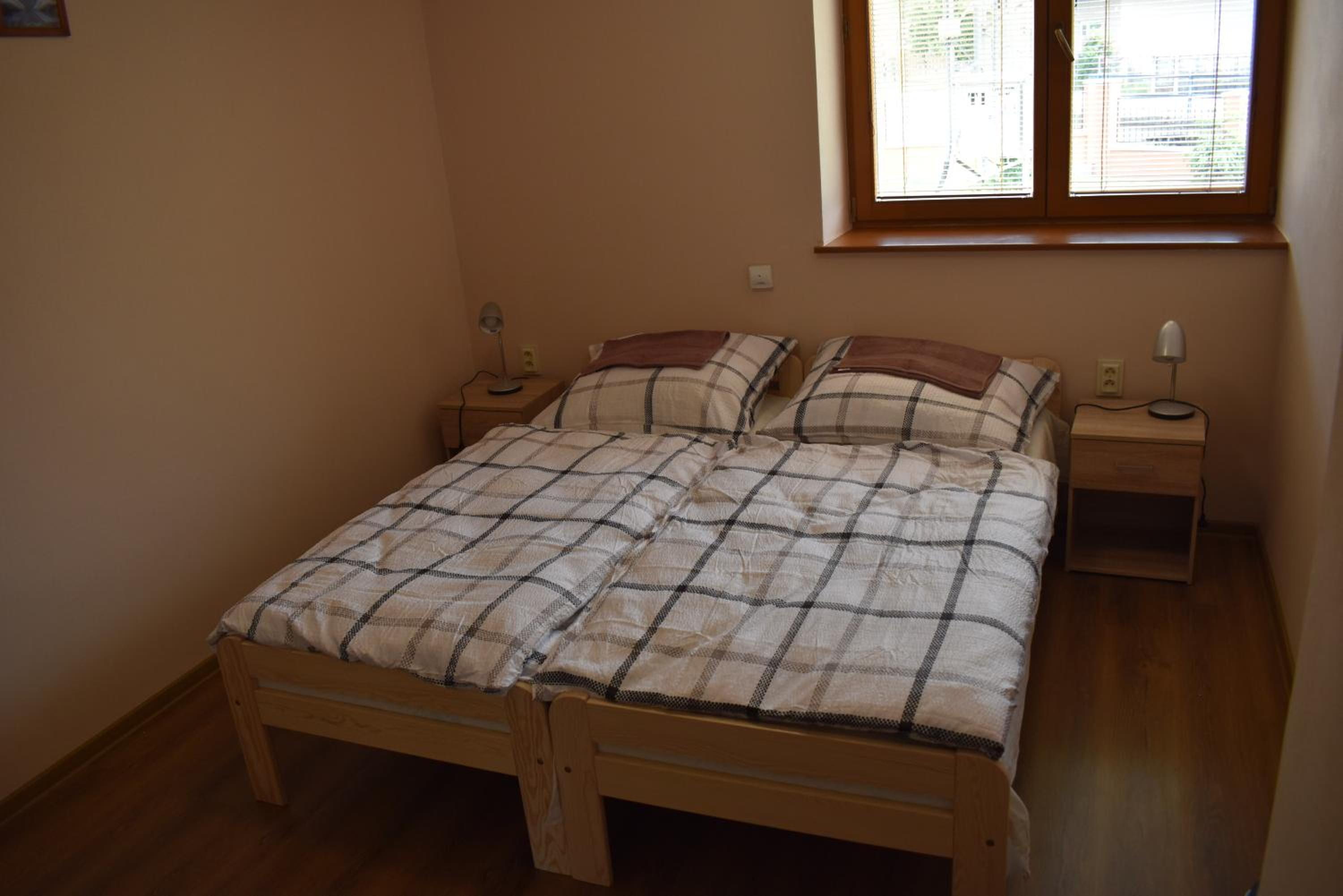Double or Twin Room with Bathroom - Photo 2