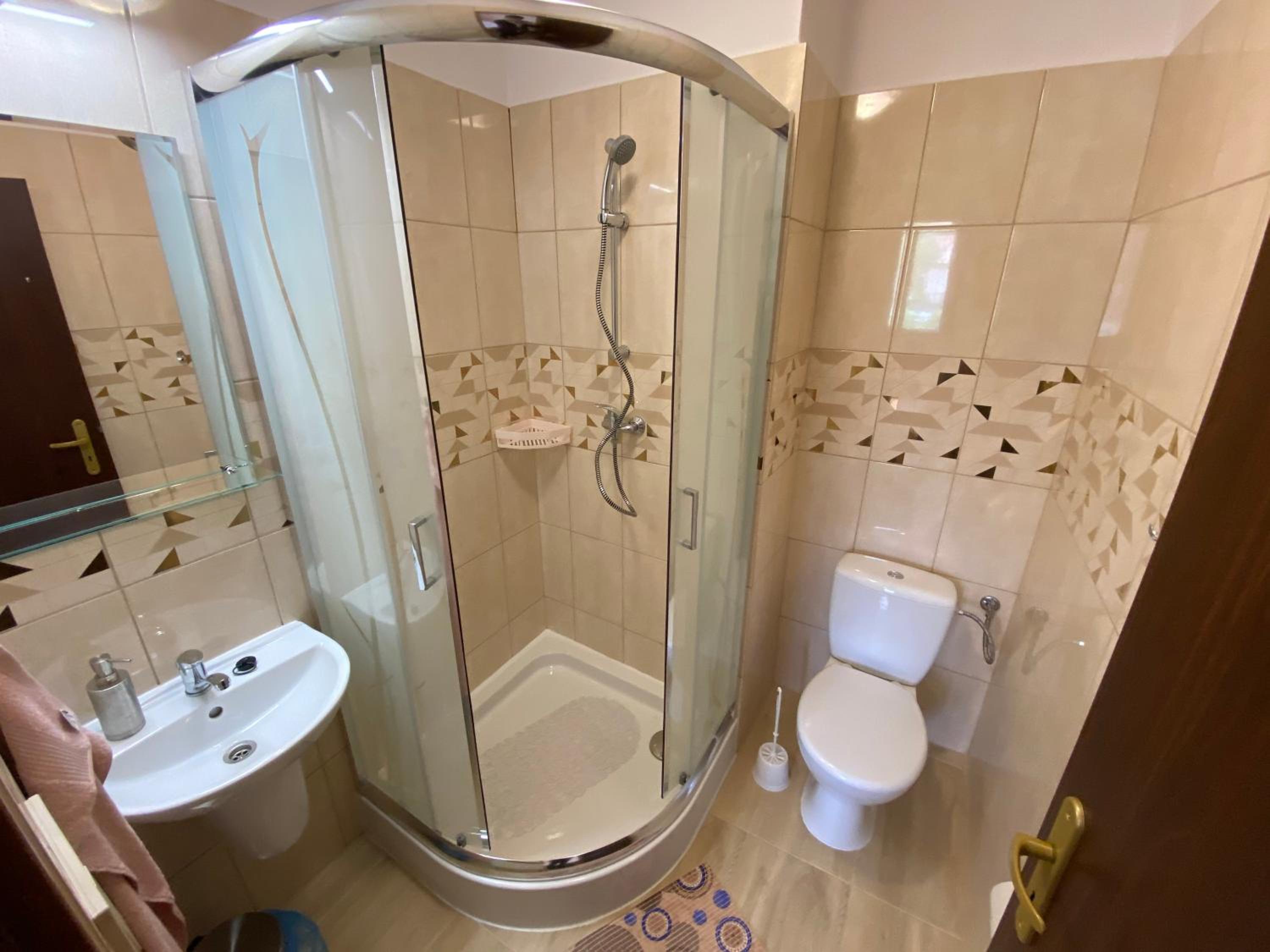 Triple Room - Photo 5