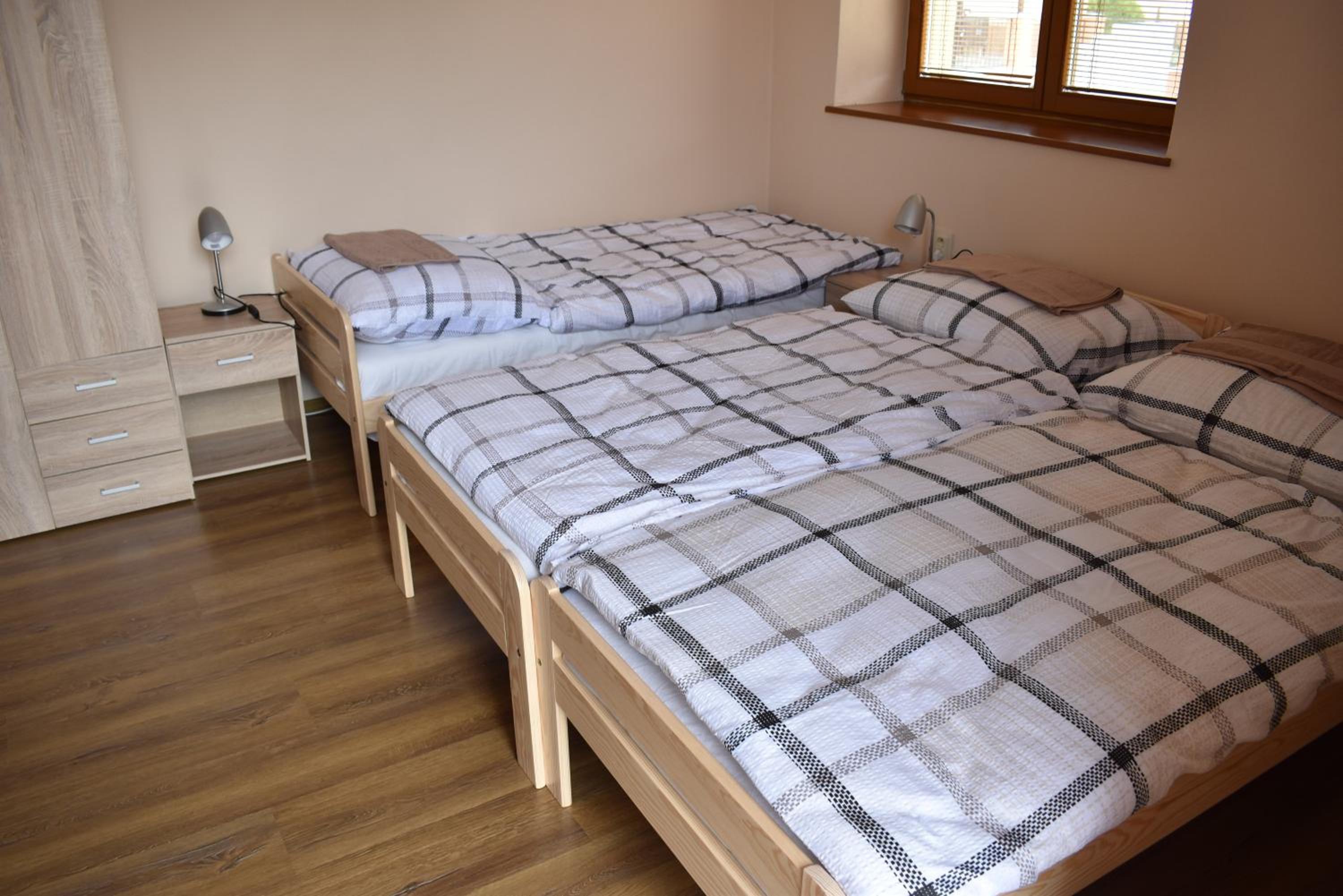 Quadruple Room - Photo 6