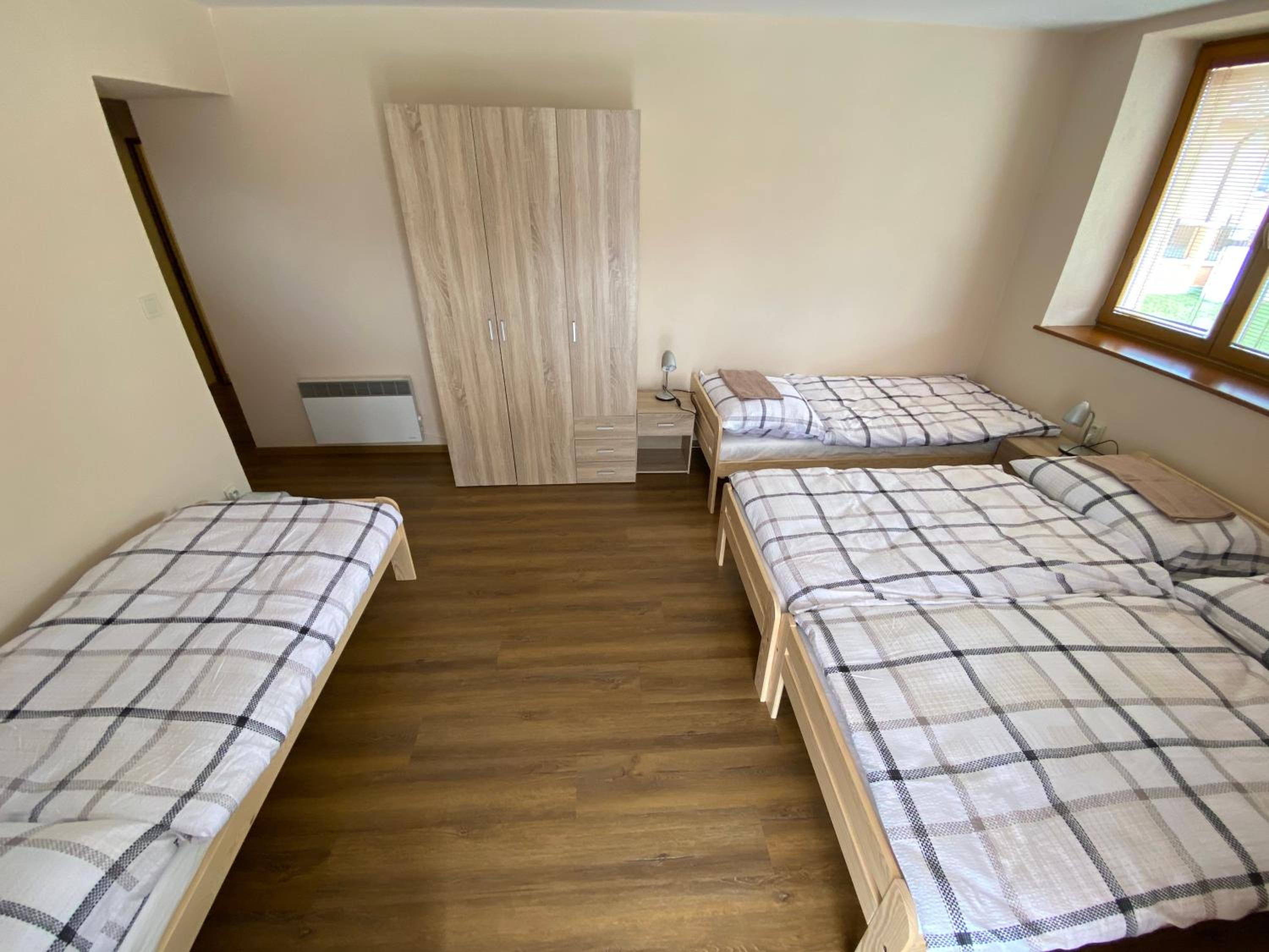 Quadruple Room - Photo 1
