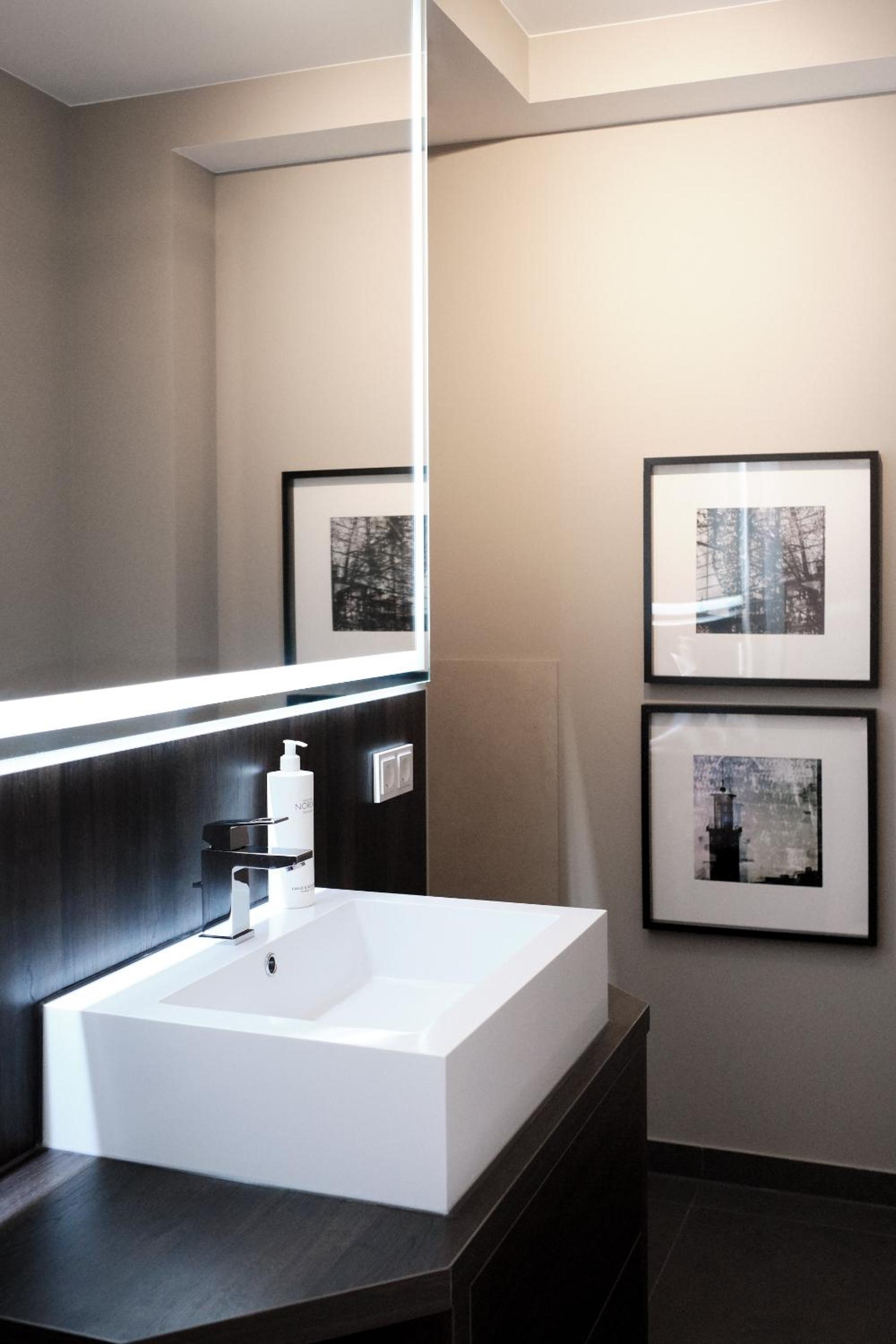 Luxury Apartment photo 2