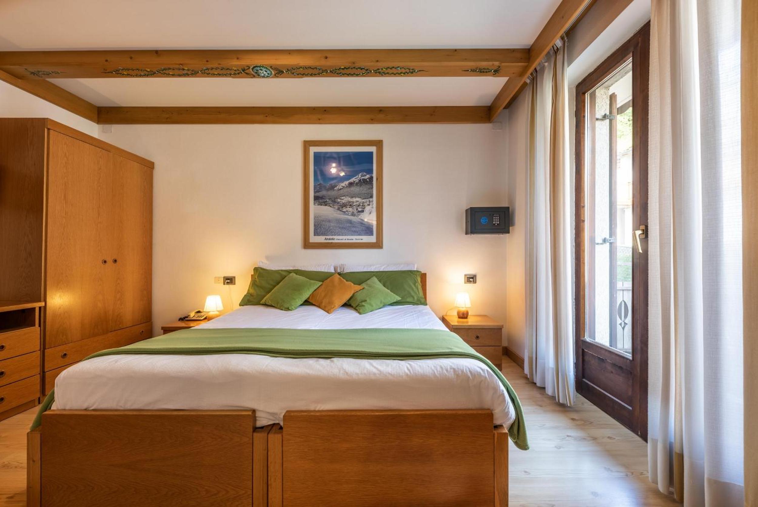Superior Double Room photo 2