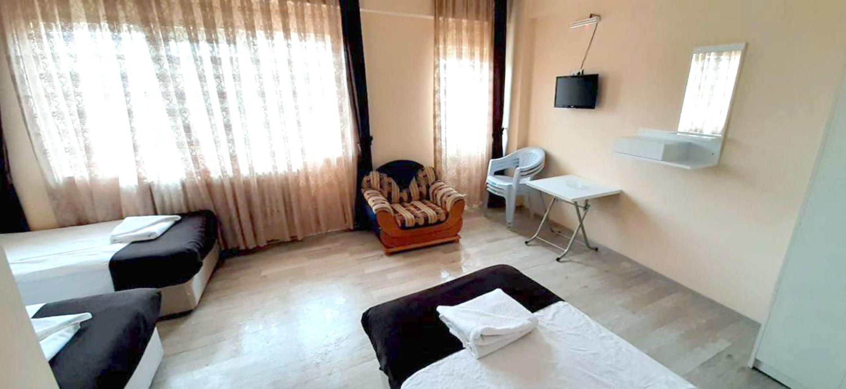 Triple Room - Photo 2
