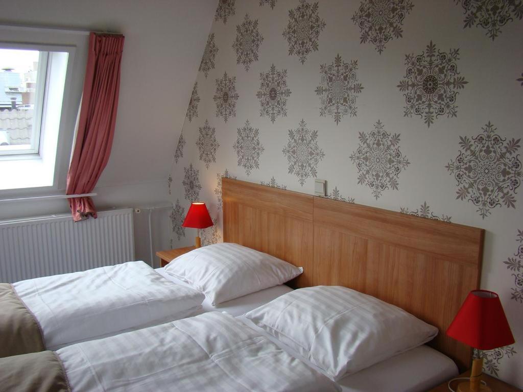 Standard Double or Twin Room photo 3