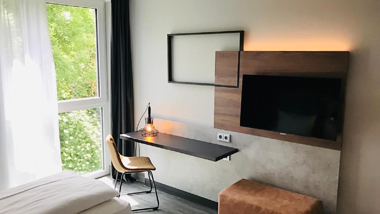 Twin Room - Photo 6