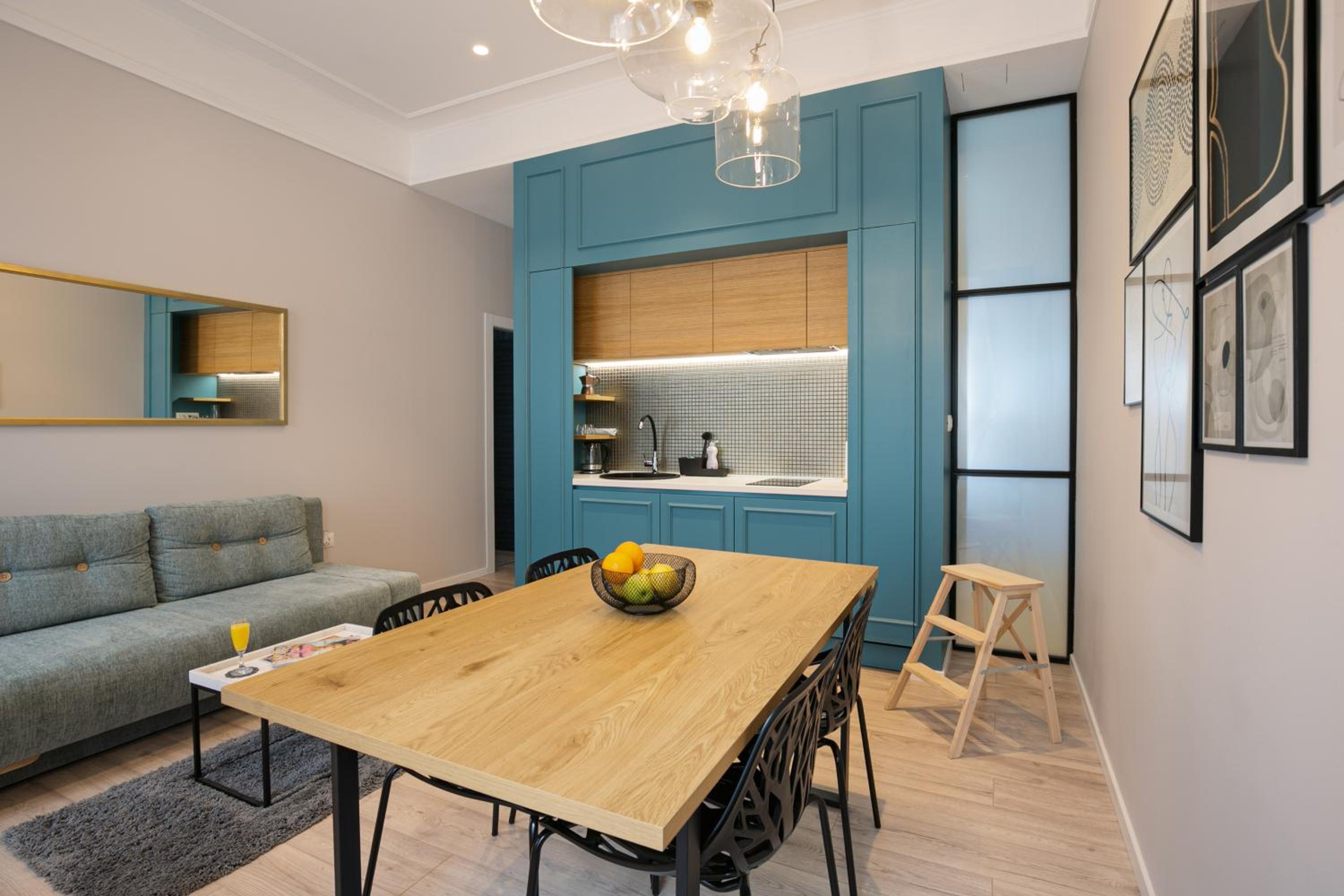 One-Bedroom Apartment - Photo 3
