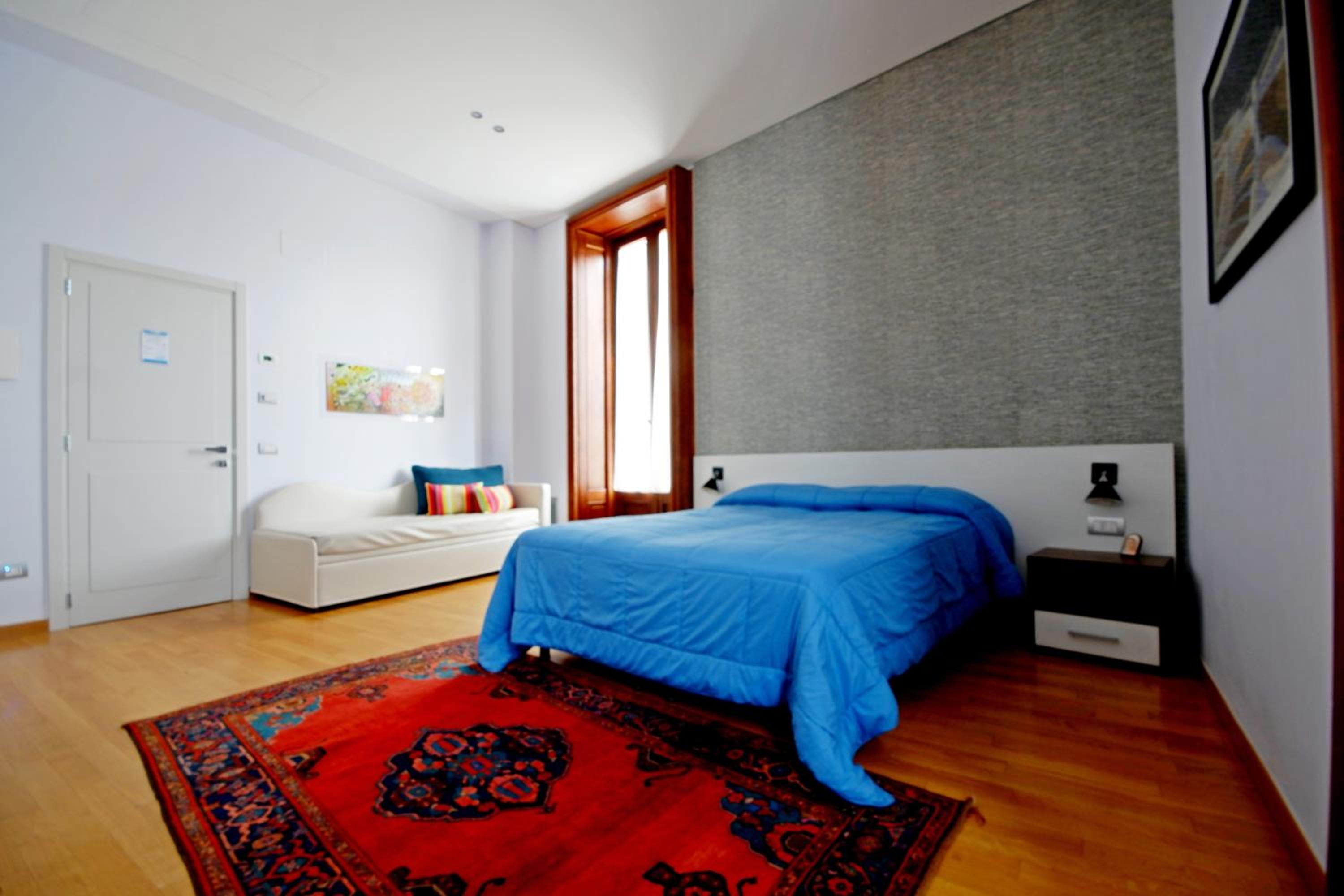 Deluxe Queen Room with Two Queen Beds photo 1