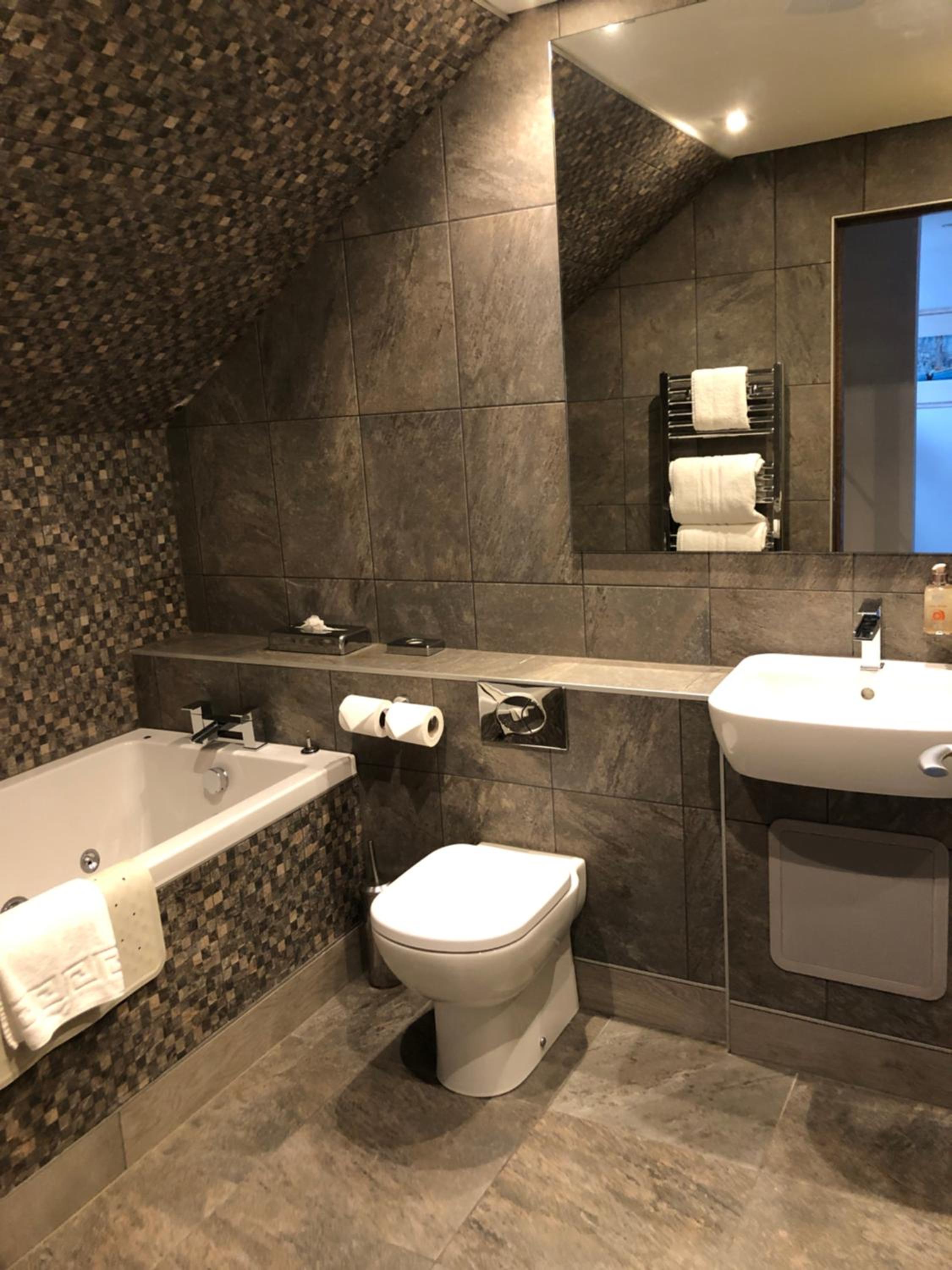 Deluxe Double Room With Side Sea View photo 2