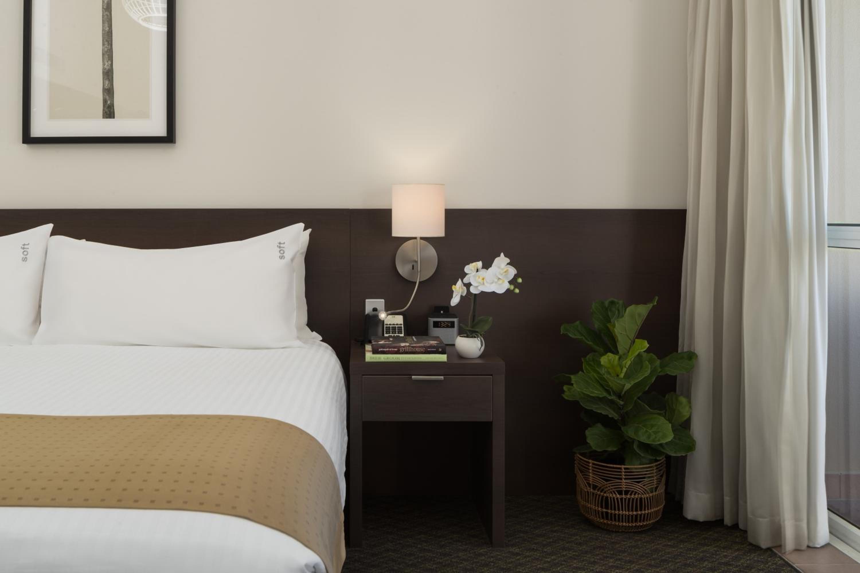 Premium King Room - Seafront - Photo 3