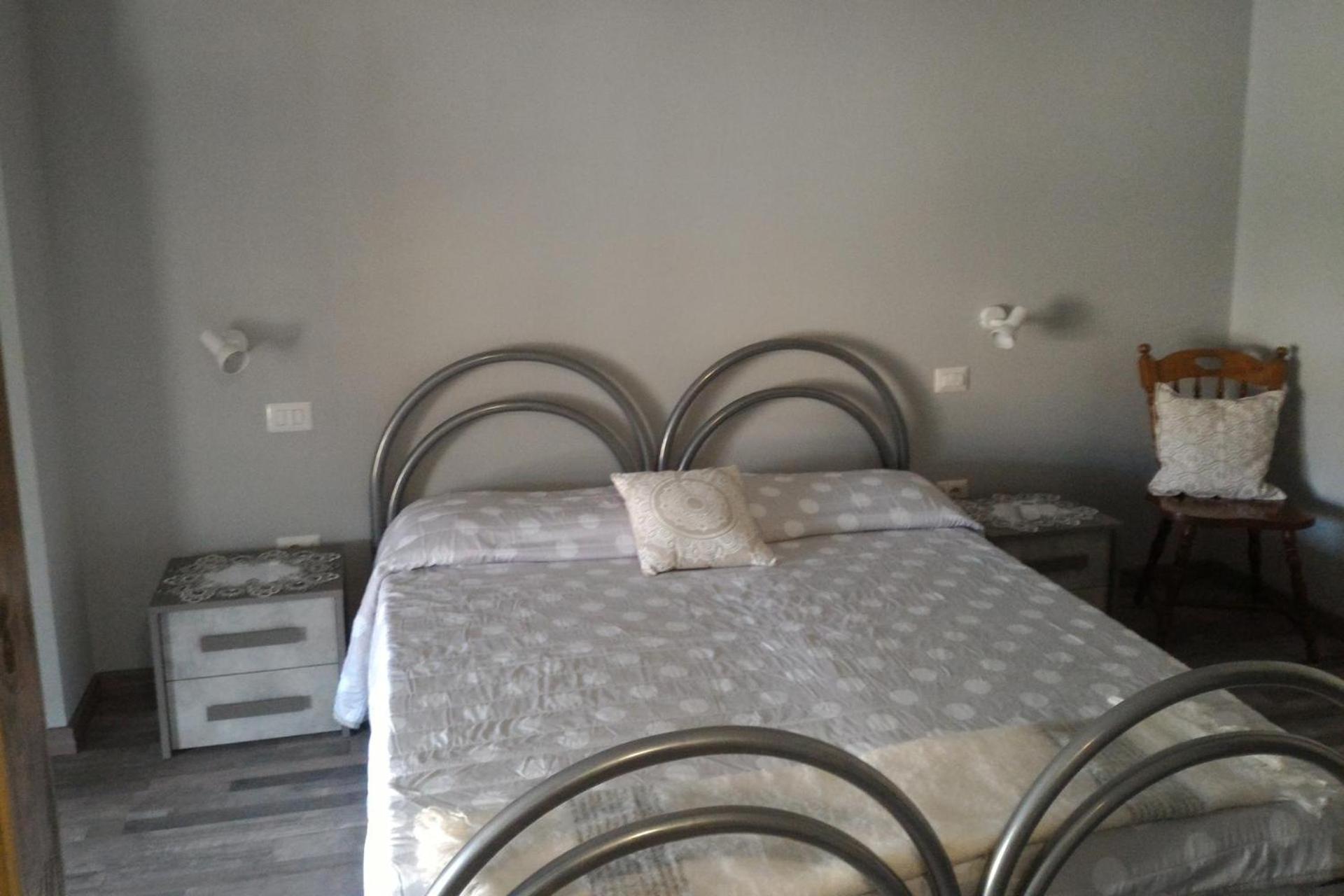 Double or Twin Room - Photo 5