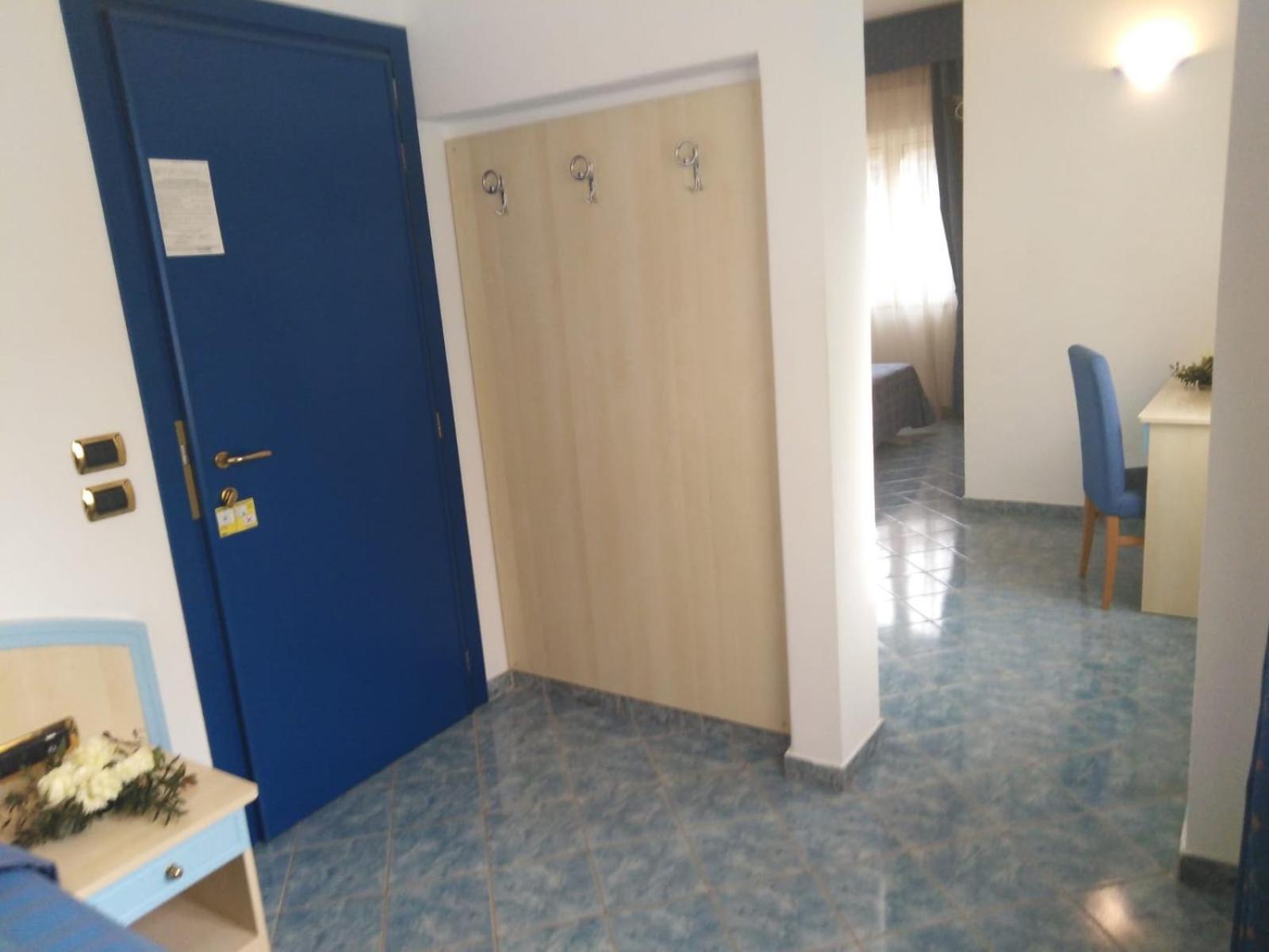 Triple Room photo 3