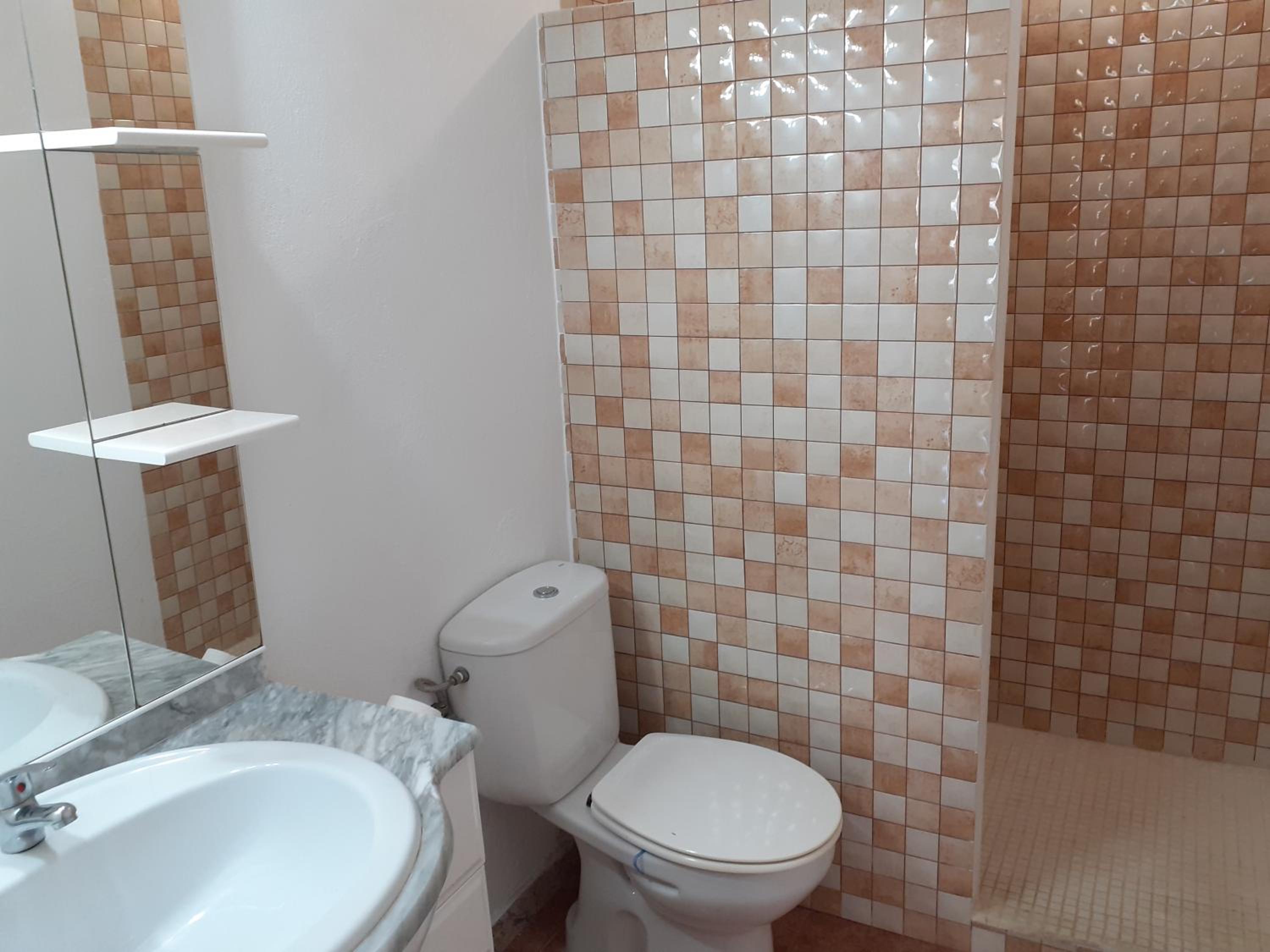 Three-Bedroom Apartment - Photo 6