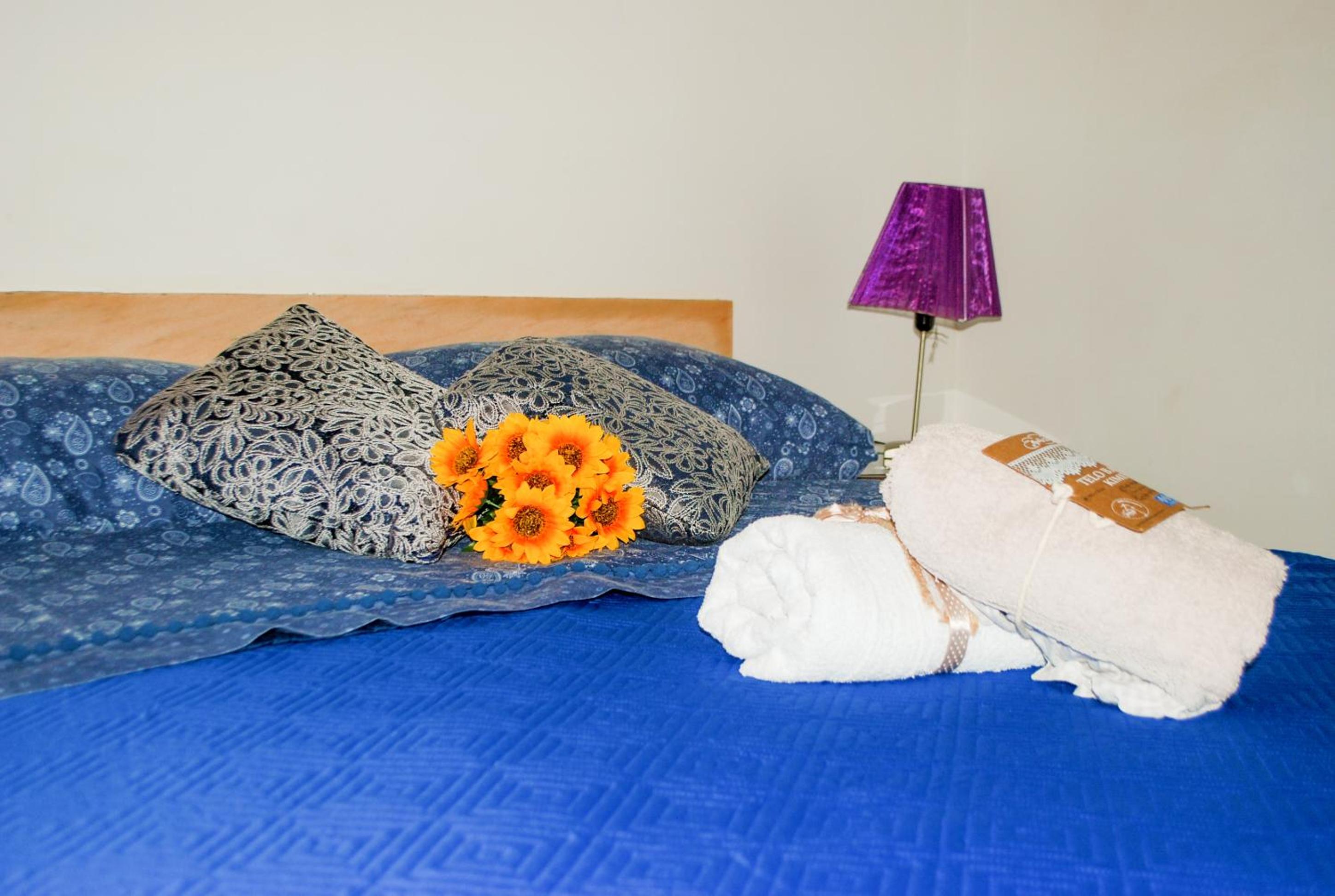 Double Room with Garden View - Photo 11