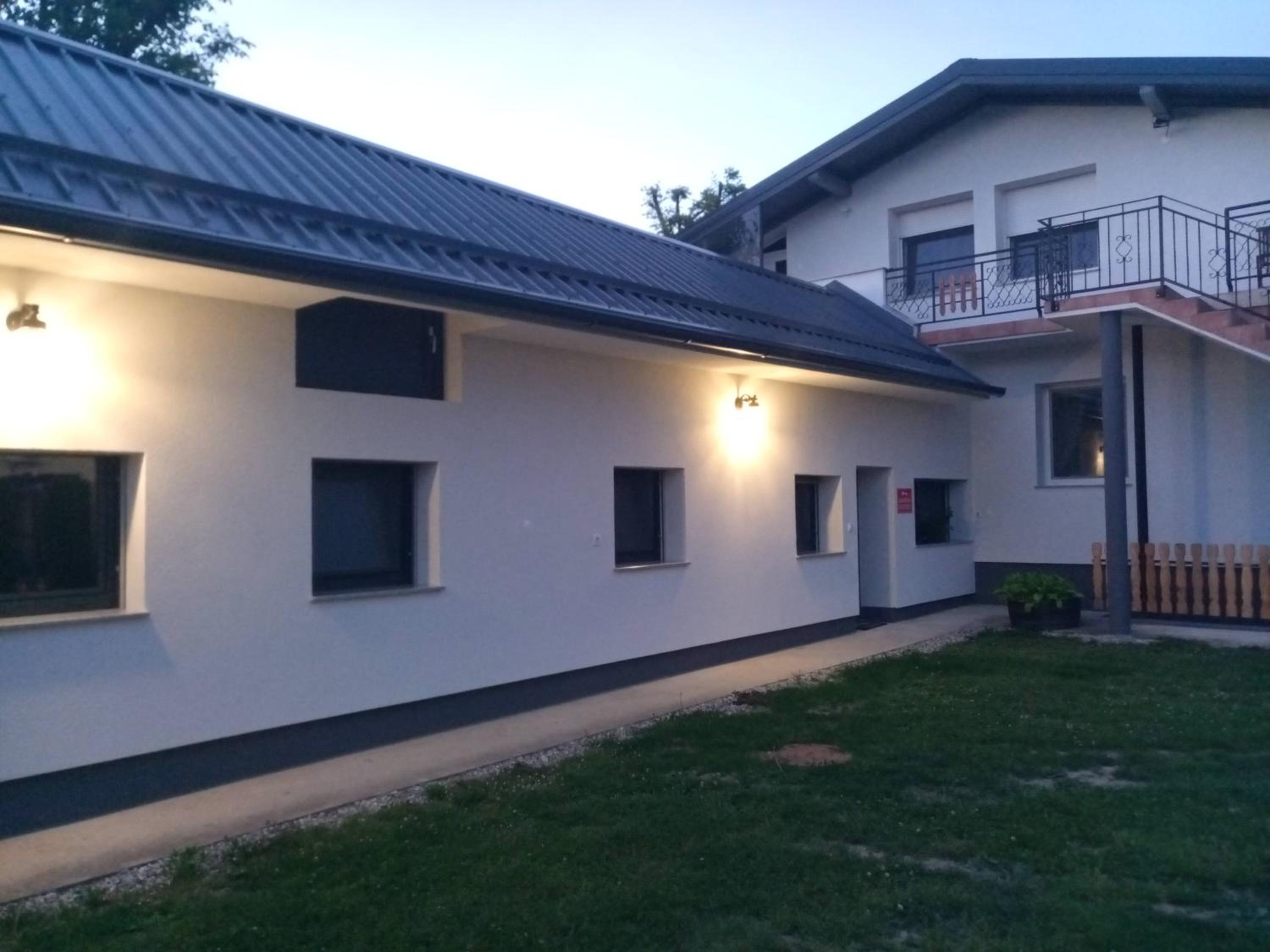 Apartment with Garden View - Photo 34