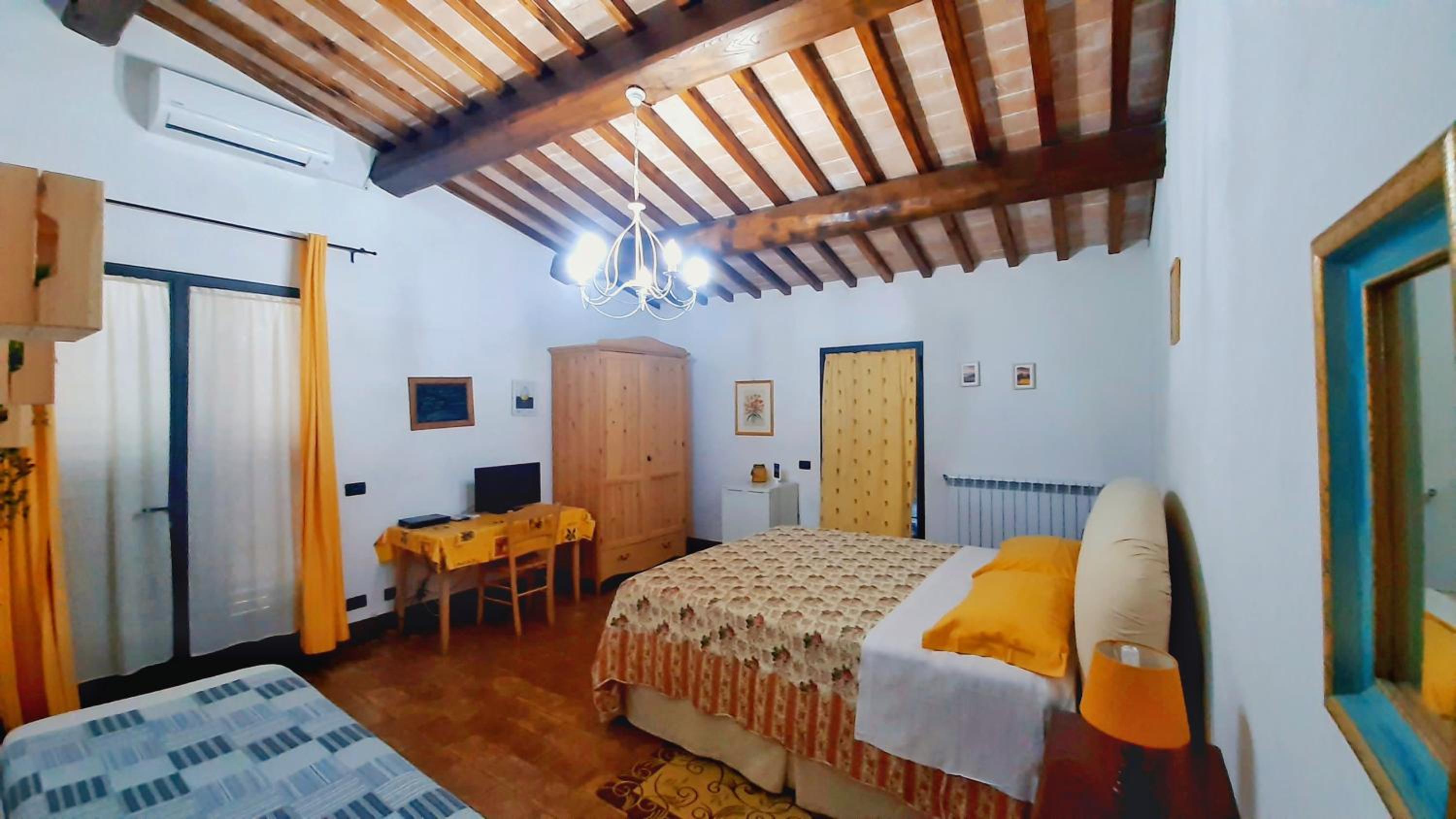 Deluxe Double Room photo 3