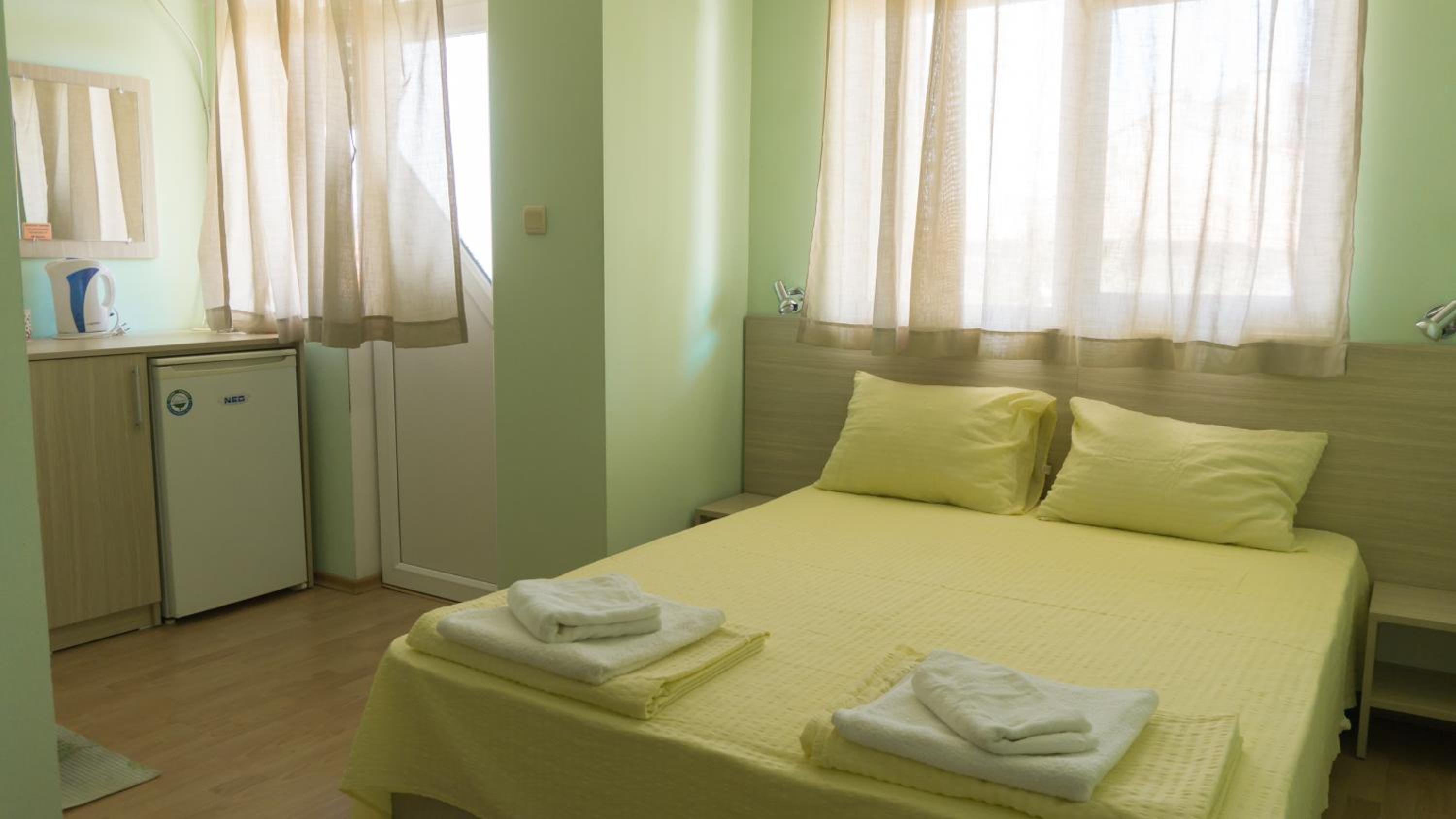 Small Double Room photo 1