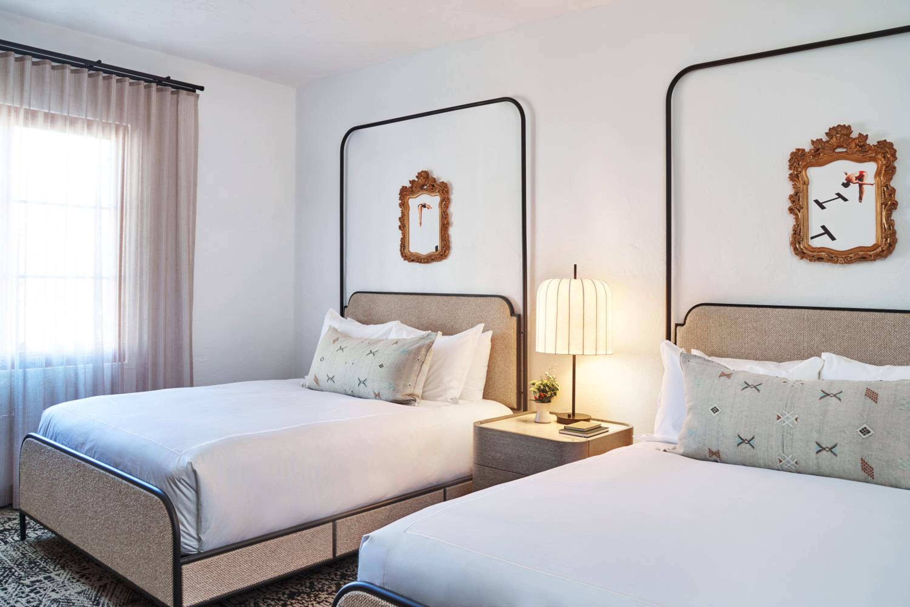 Deluxe Queen Room with Two Queen Beds - Photo 3
