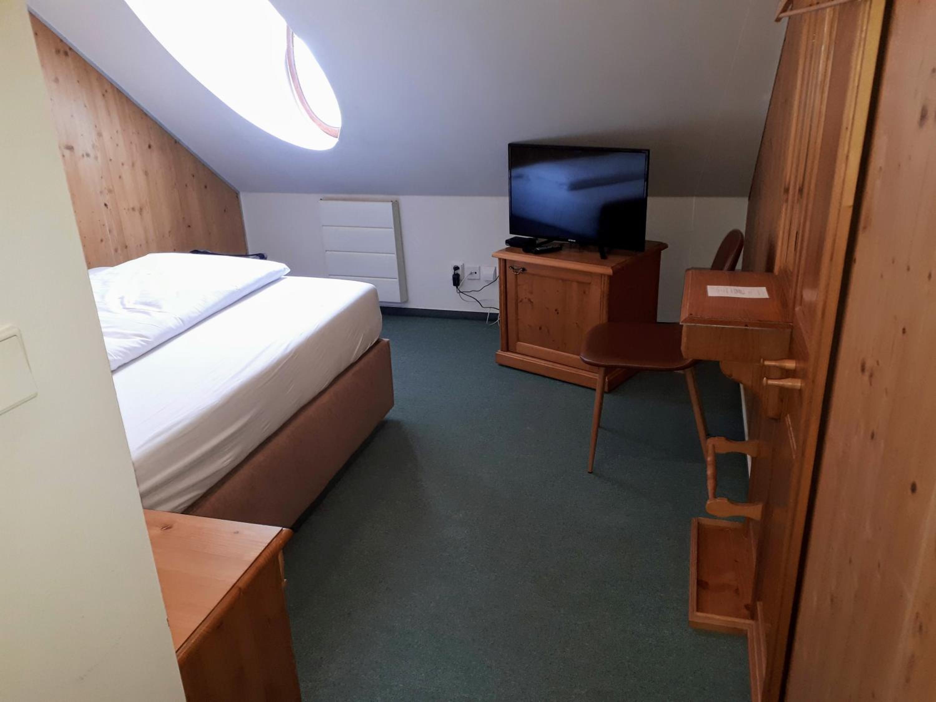 Budget Double Room photo 1