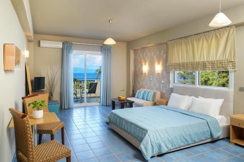 Suite with Sea View photo 2