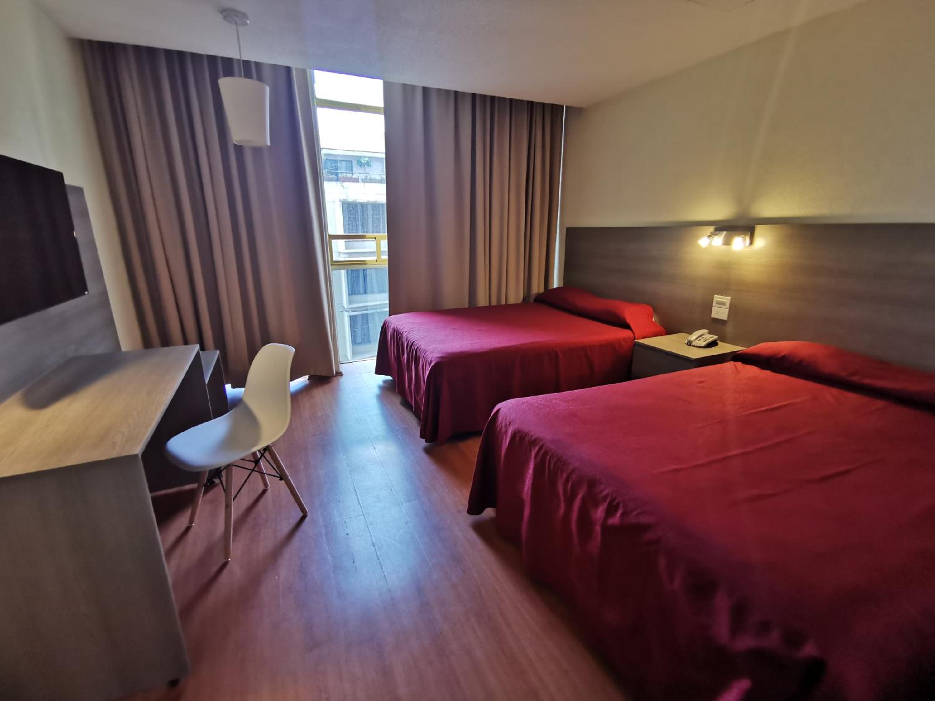 Standard Twin Room photo 2