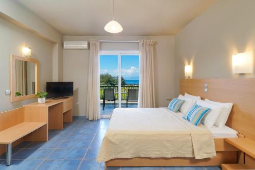 Superior Double Room with Sea View photo 3