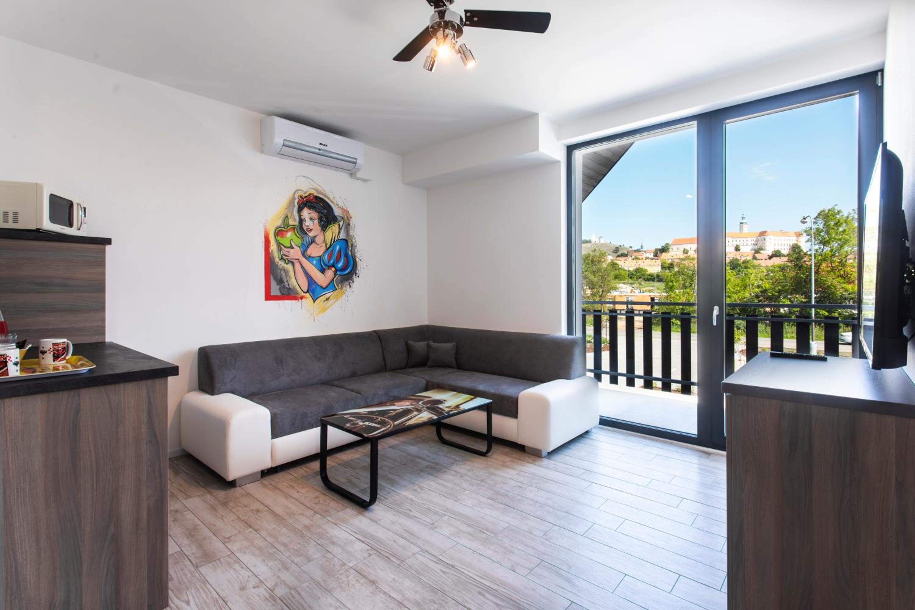 Two-Bedroom Apartment - Photo 7