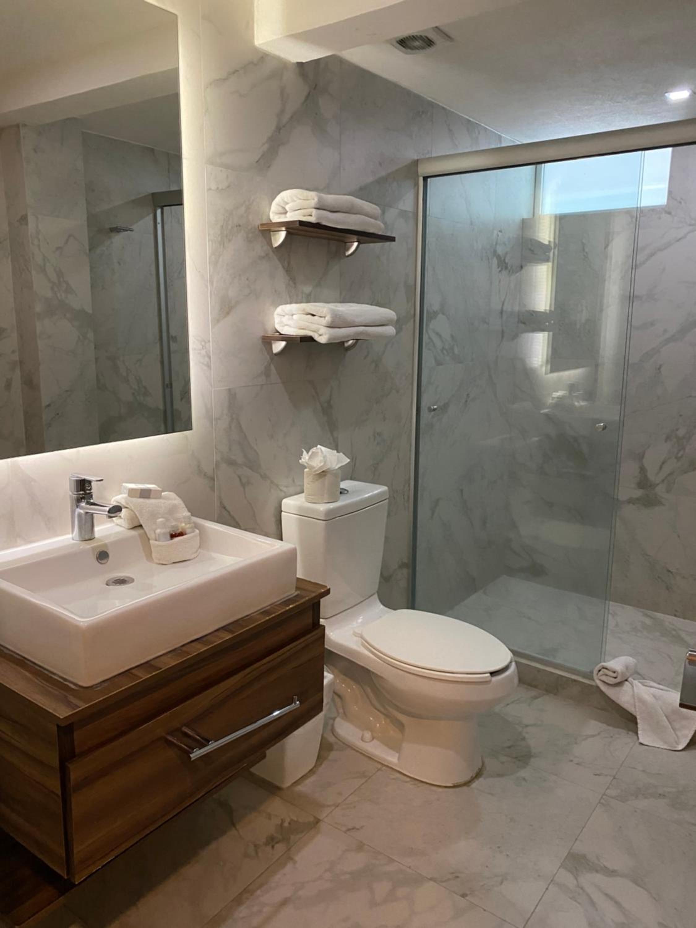 Standard Suite